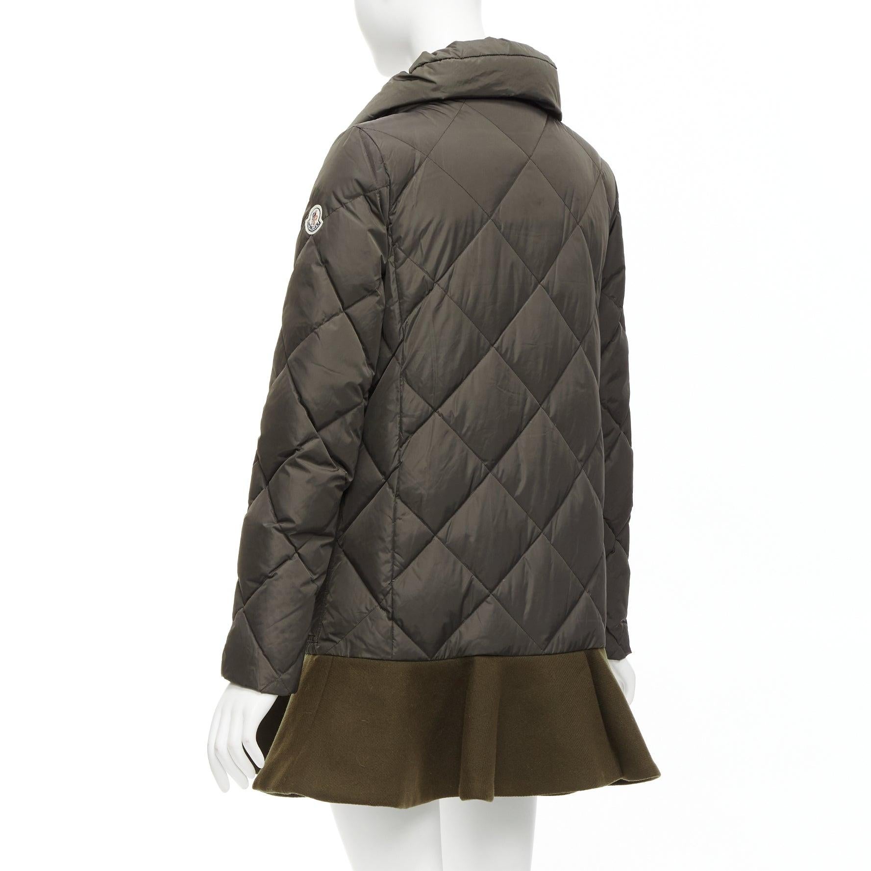 Moncler Norme Afnor cachi trapuntato in misto lana vergine con orlo a balze Sz1 M. in vendita 2