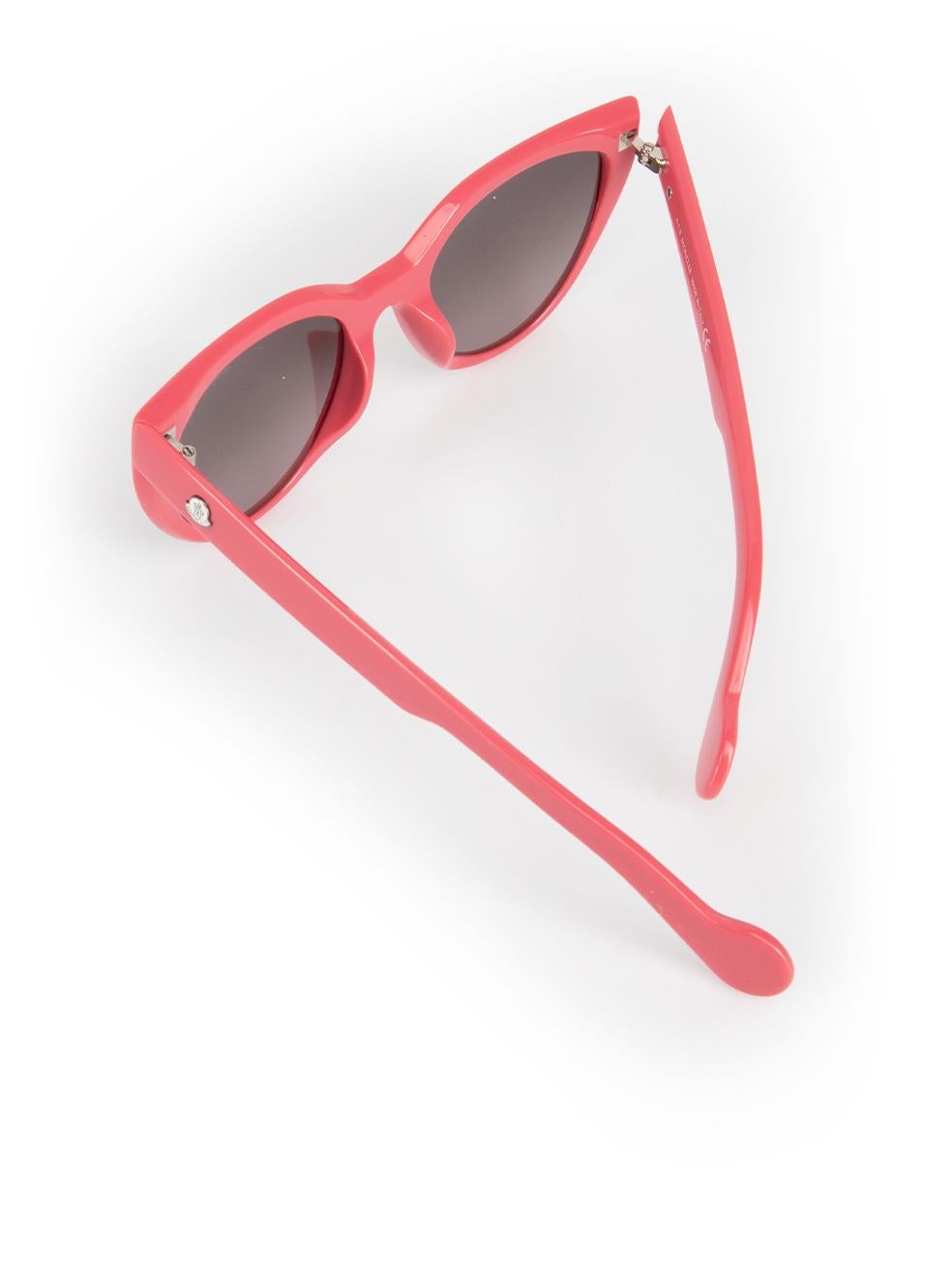 Moncler Pink Cat Eye Gradient Sunglasses 2