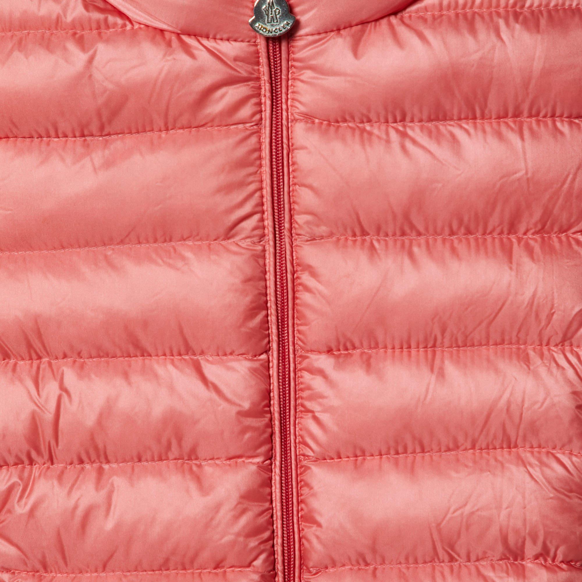 Moncler Pink Nylon New Iraida Padded Jacket 4Yrs In Good Condition In Dubai, Al Qouz 2