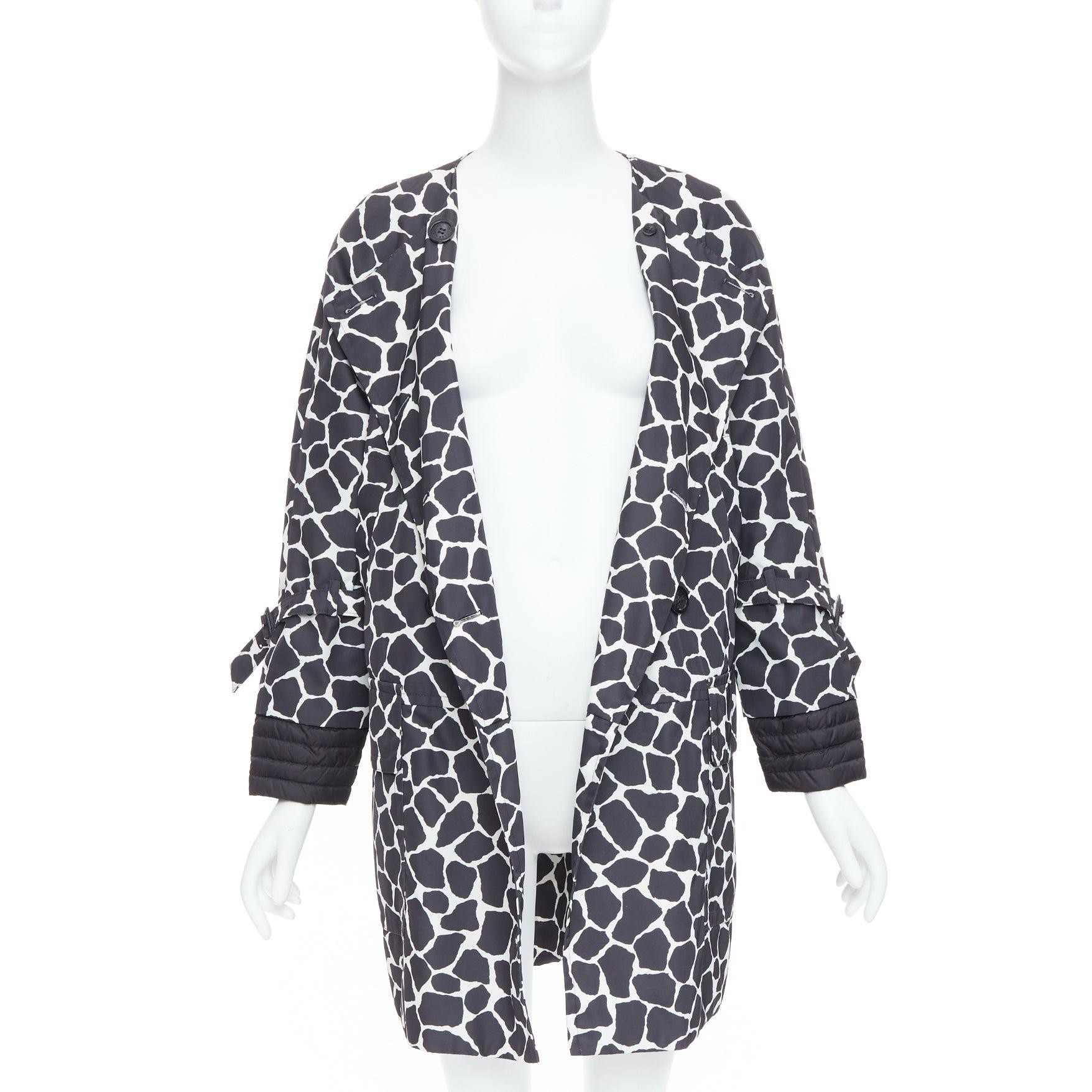MONCLER Premiere Chagall Giubotto Chaqueta de plumón negra con estampado de manchas de jirafa Sz1 Negro en venta