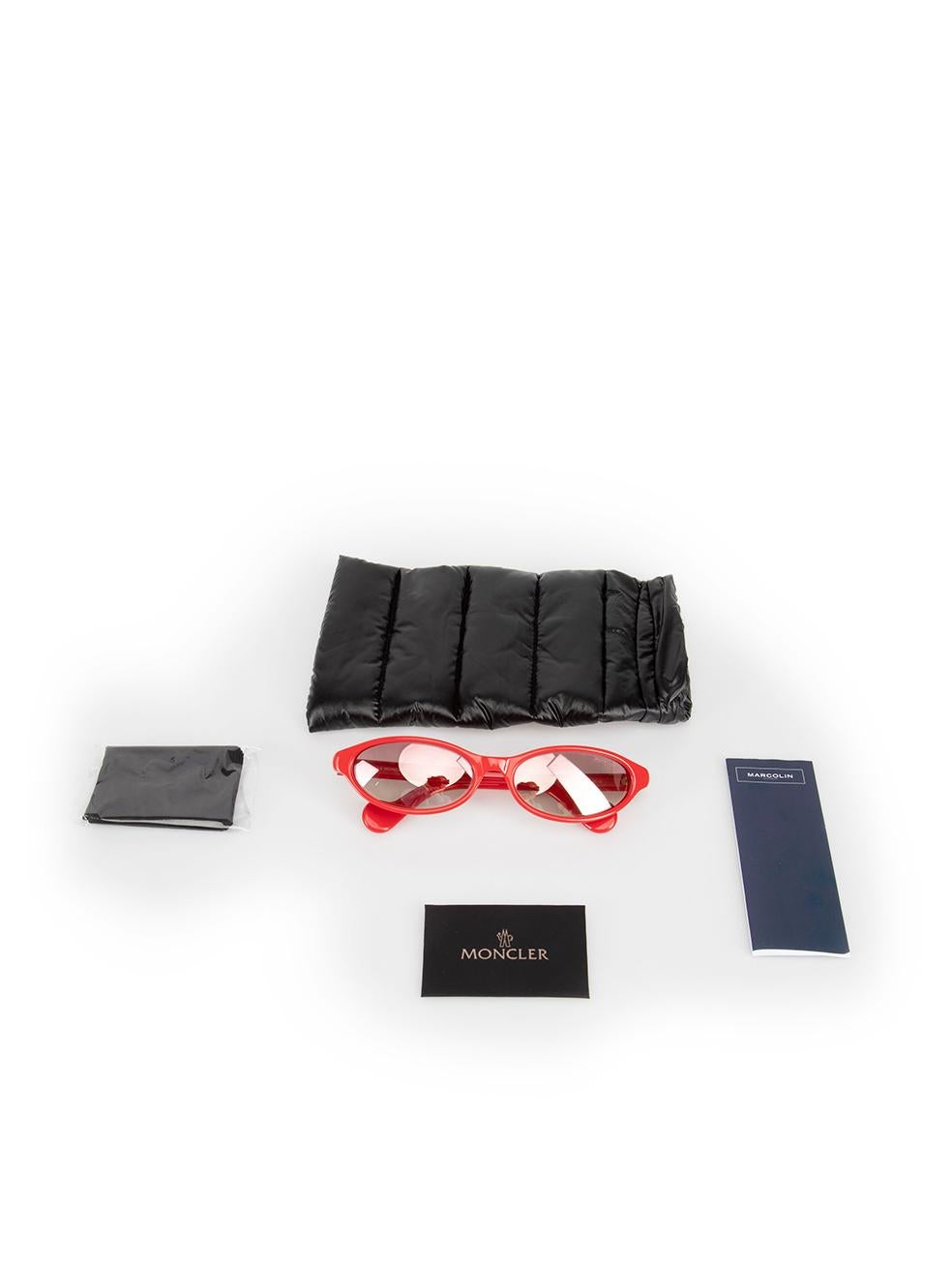 Moncler Red Oval Gradient Sunglasses For Sale 3