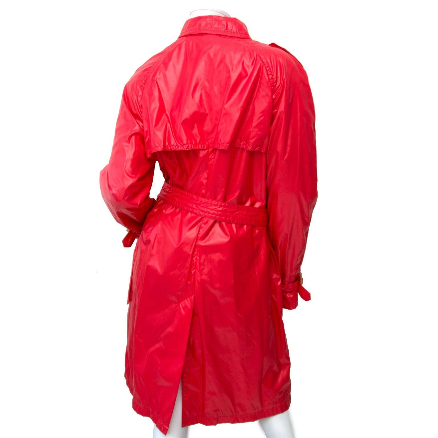 Very good preloved condition

Moncler Red Raincoat

Get into the rain in style with this red Moncler raincoat! 
Who says that rainy days need to be boring? With this red raincoat, you'll shine all day long.
This soft Moncler raincoat is made of 100%
