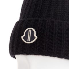 MONCLER RICK OWENS 2023 Mütze mit Logo-Applikation, gerippt, aus Wolle und Kaschmir, mit Umschlag