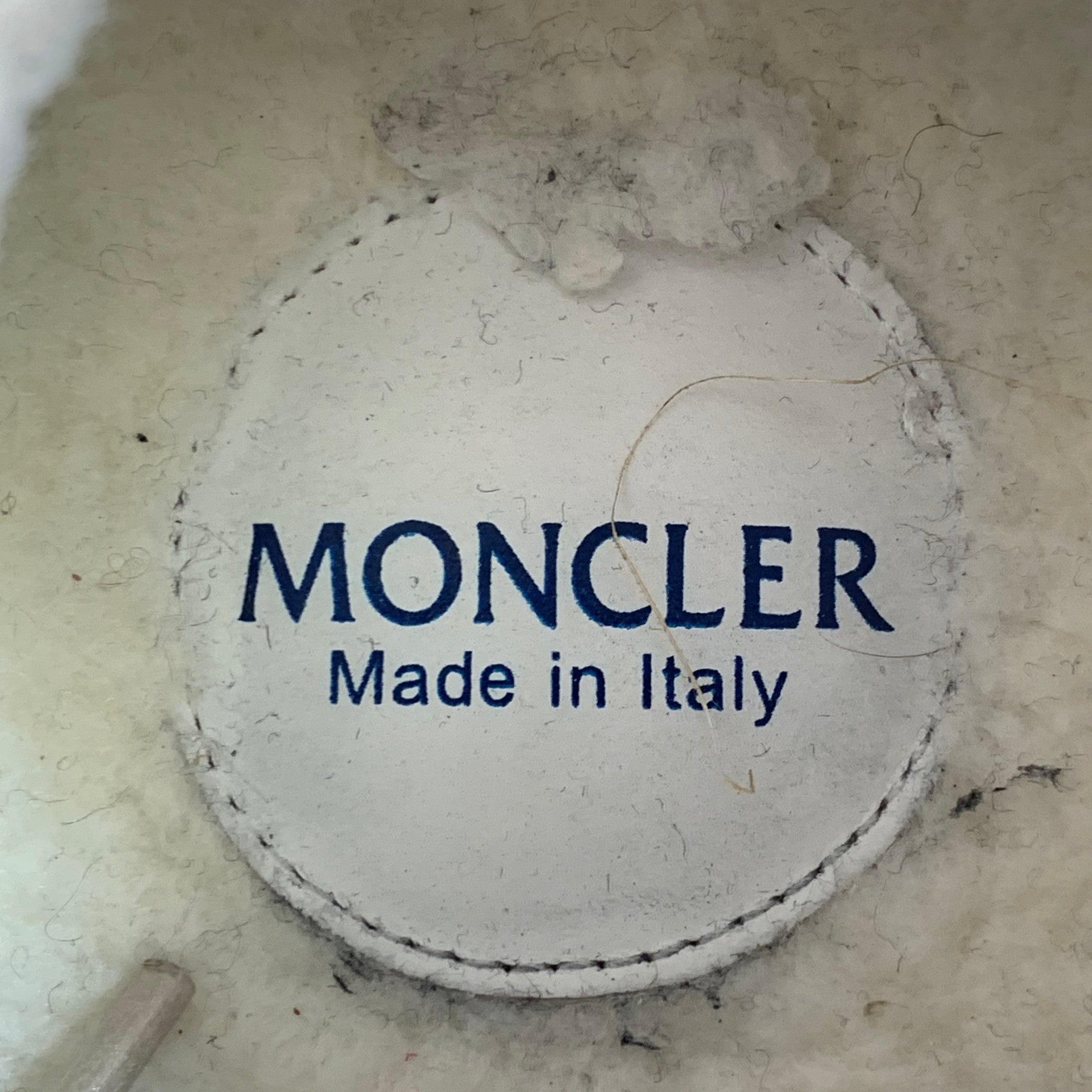 Moncler taglia 9 Beige Stone Suede Low Top Shearling Lined Lace-Up Sneakers in vendita 3