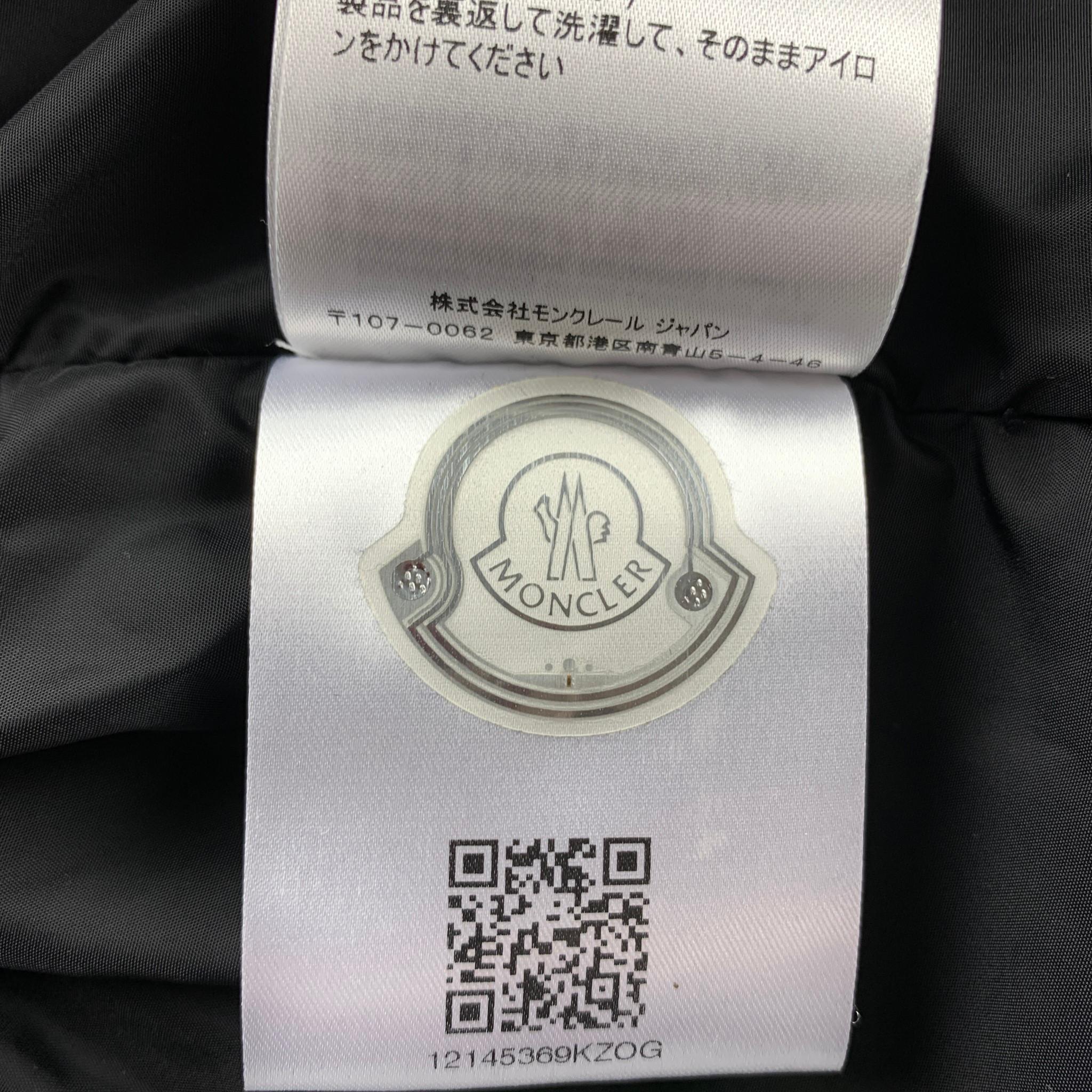 MONCLER Size L Black Polyamide Hooded Jacket In Good Condition In San Francisco, CA