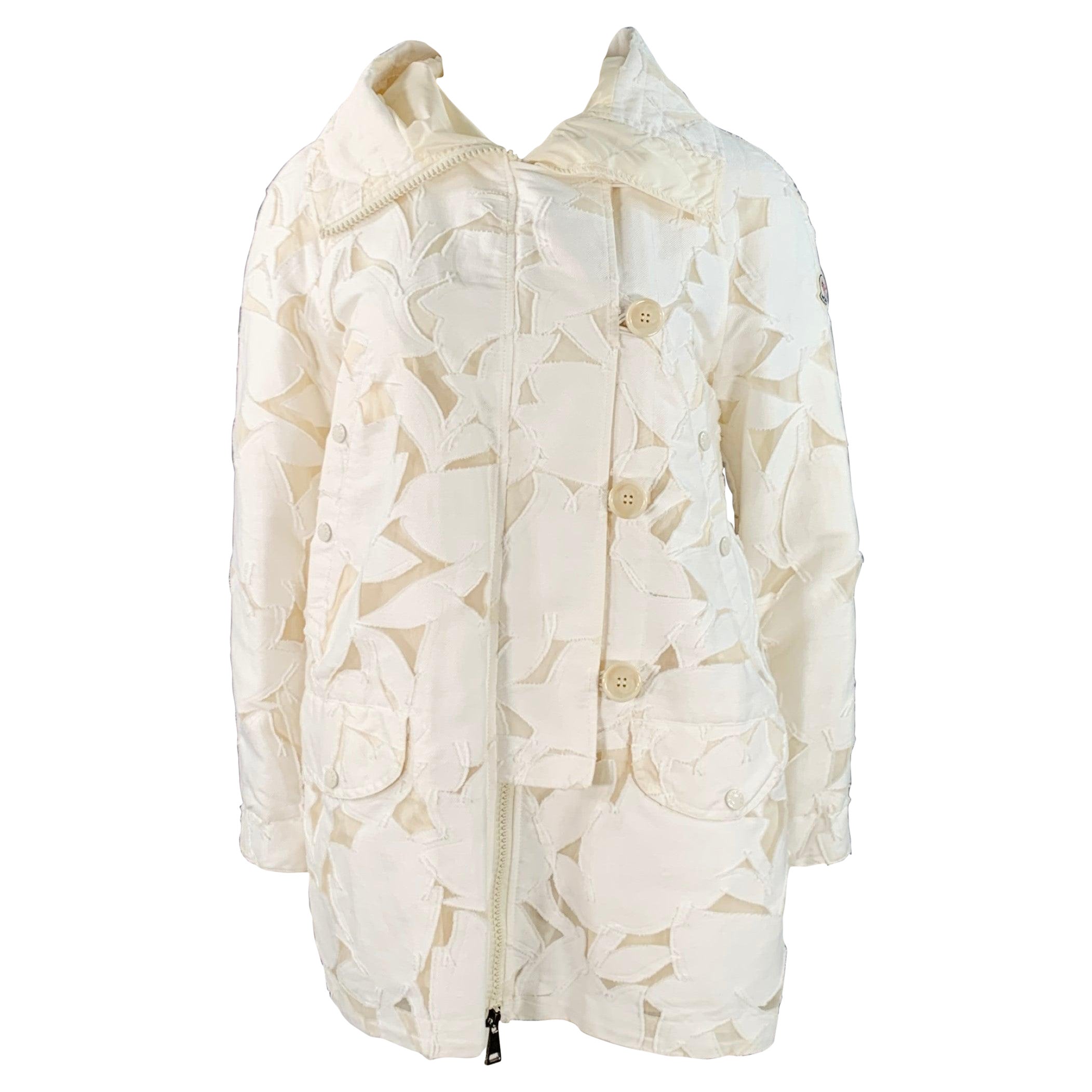 Moncler Taglia L Giacca Parka in Cotone e Seta Tagliata in Off White in vendita