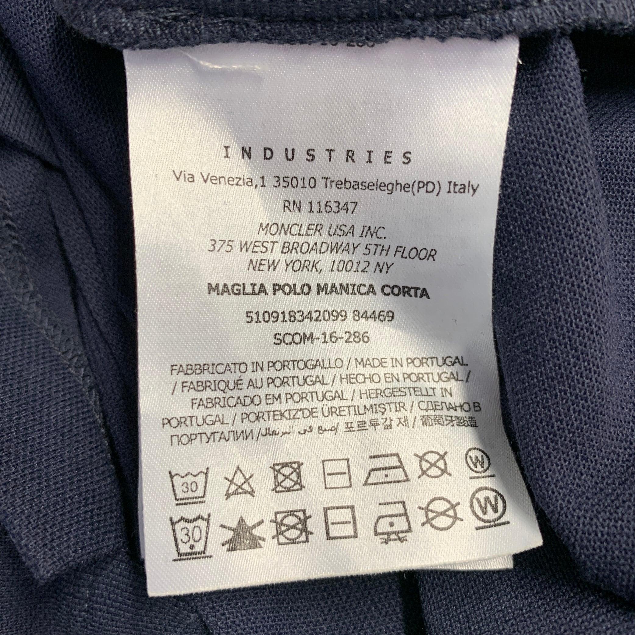MONCLER Talla M Polo de un bolsillo con ribete de contraste en mezcla de algodón azul marino en venta 1