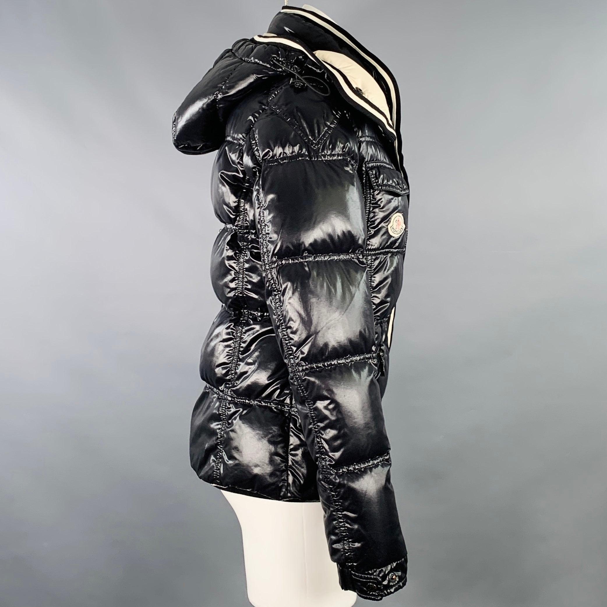 MONCLER Size M Quincy Black Quilted Snaps Jacket In Excellent Condition For Sale In San Francisco, CA