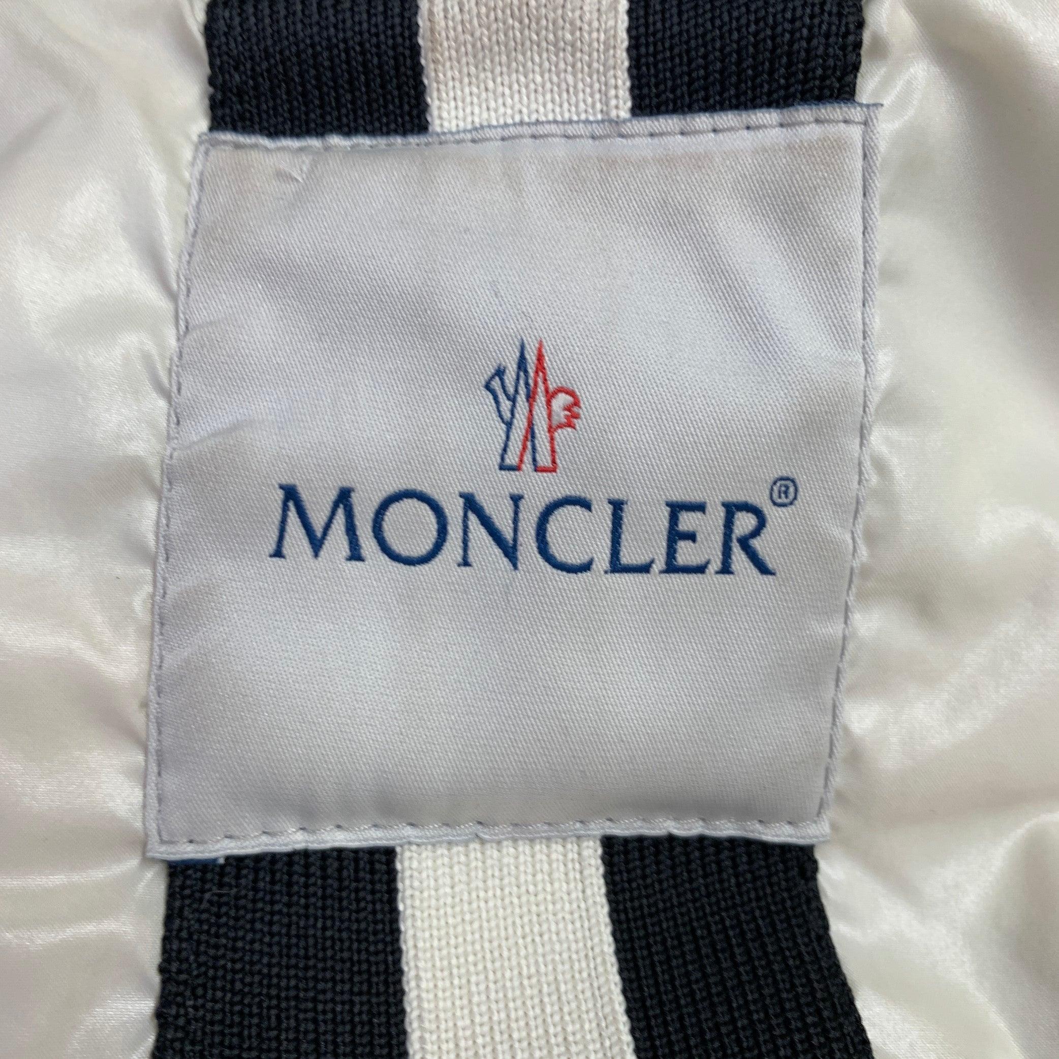 MONCLER Size M Quincy Black Quilted Snaps Jacket For Sale 1