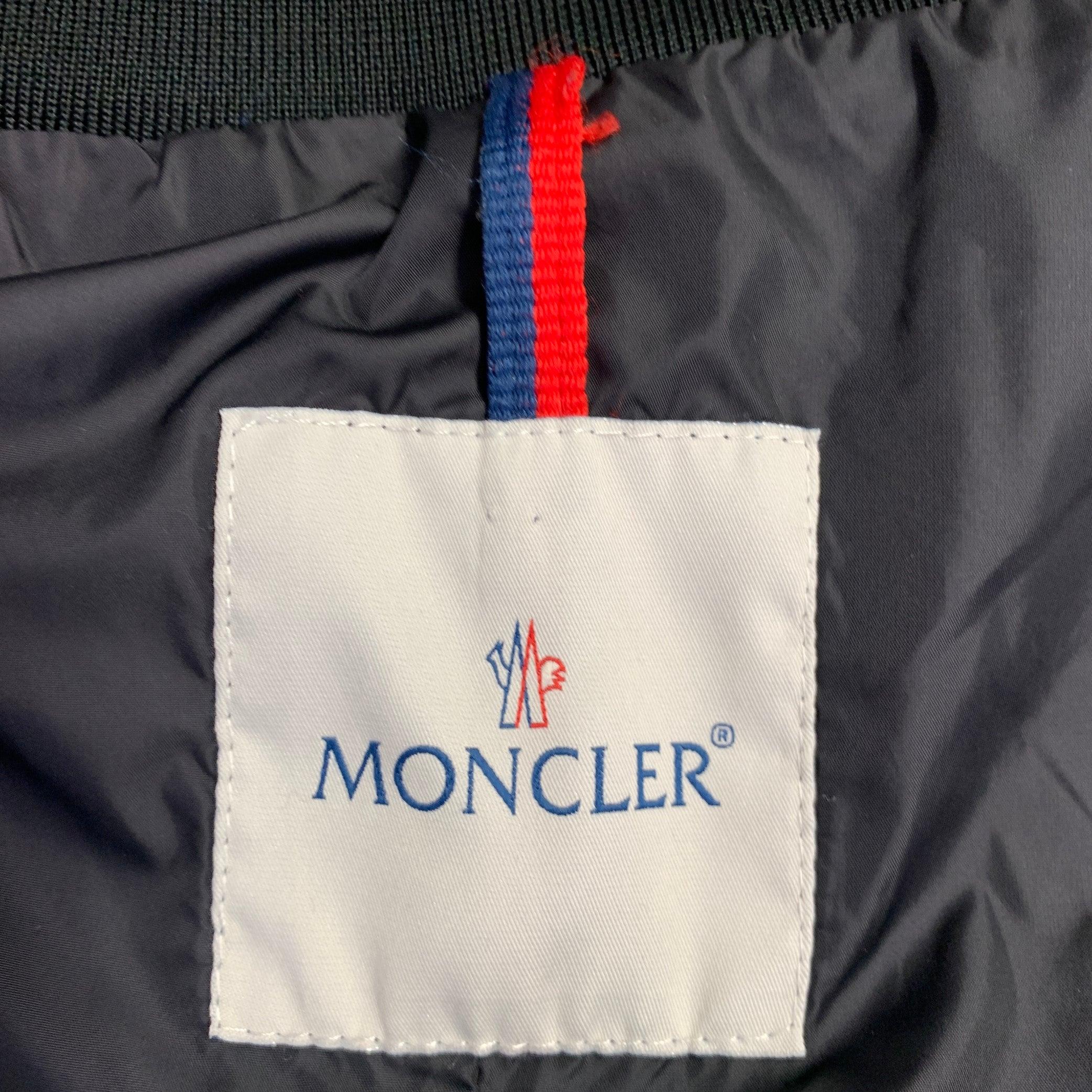 MONCLER Size XXXL Black White Polyamide Jacket For Sale 1