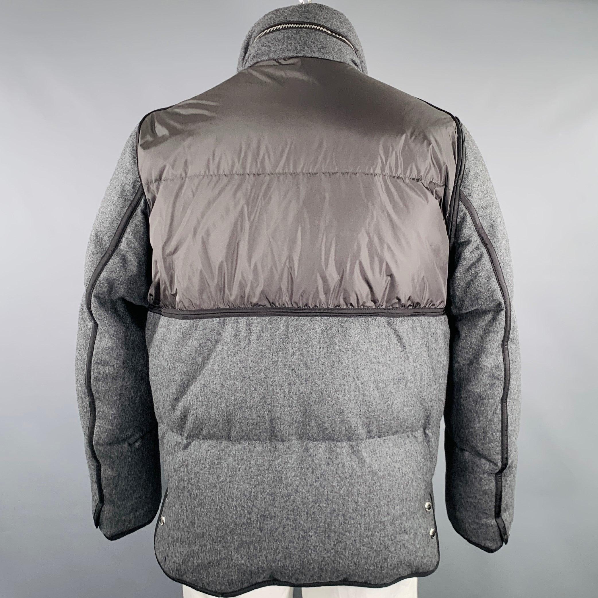MONCLER Talla XXXL Gris Chaqueta acolchada de lana con cremallera en Excelente estado para la venta en San Francisco, CA