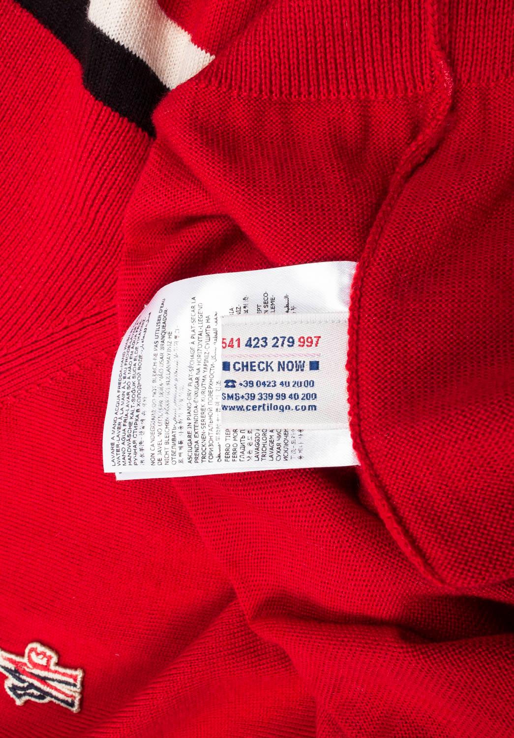 Pull Moncler pour hommes Taille Medium, S1087 en vente 4