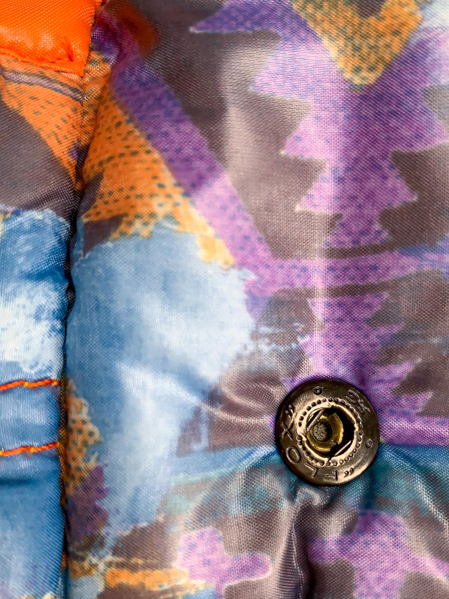 Moncler Vintage 100% neu down voluminöser kastenförmiger Pullover mit grafischem Druck 5