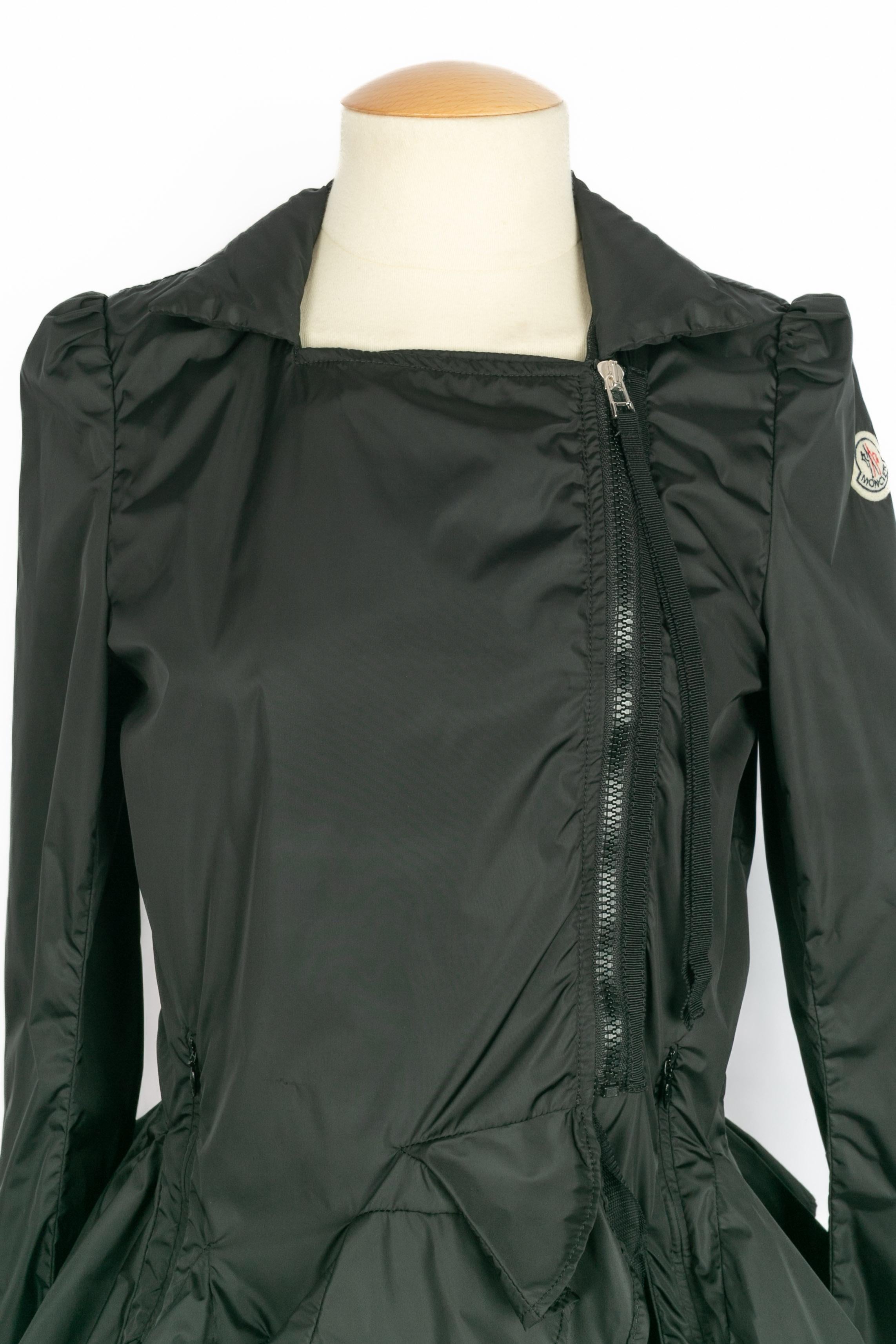 Moncler wasserdichte Jacke im Angebot 5