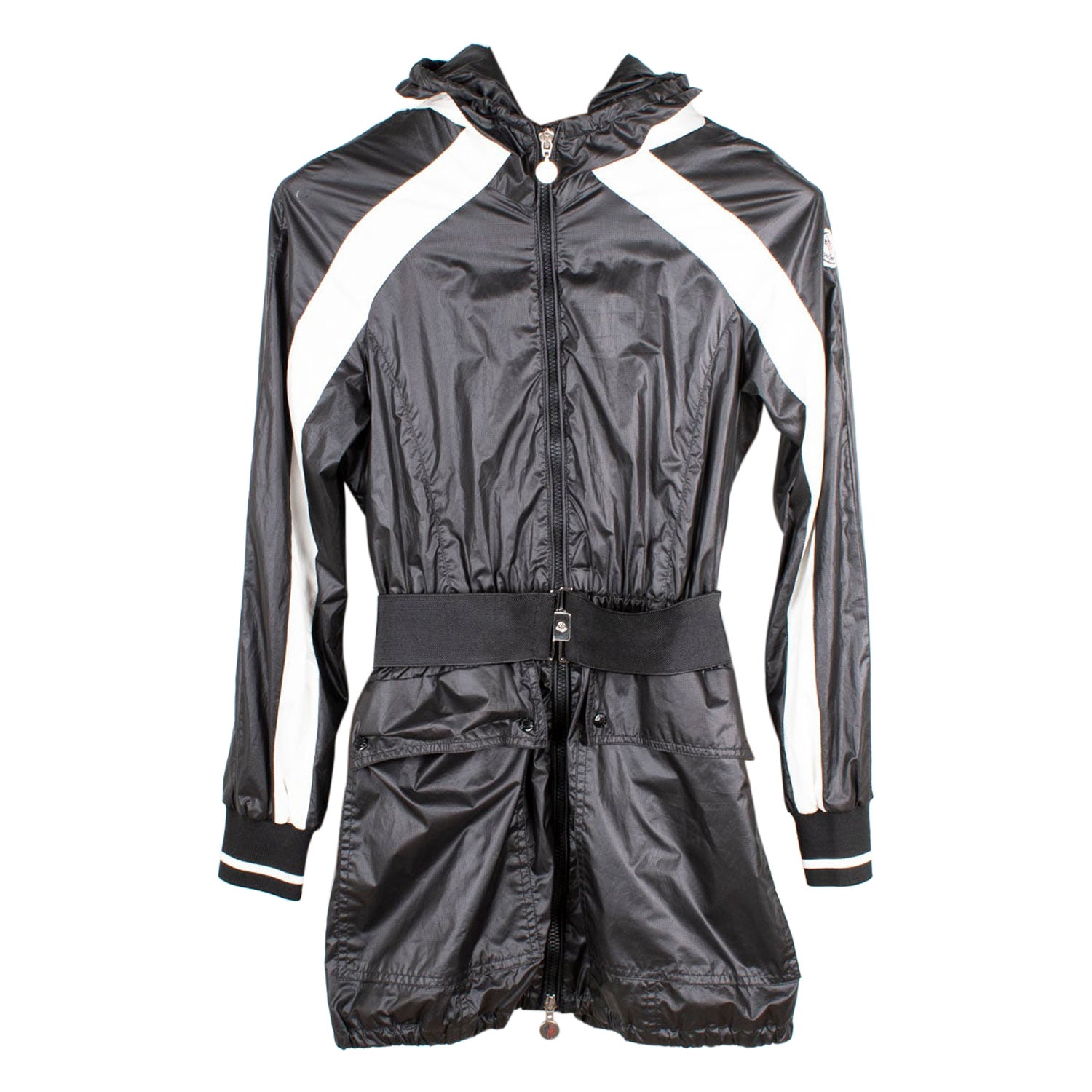 Moncler Donna Giacca lunga con cappuccio e cintura Taglia 1-S/M, S.I.M. in vendita
