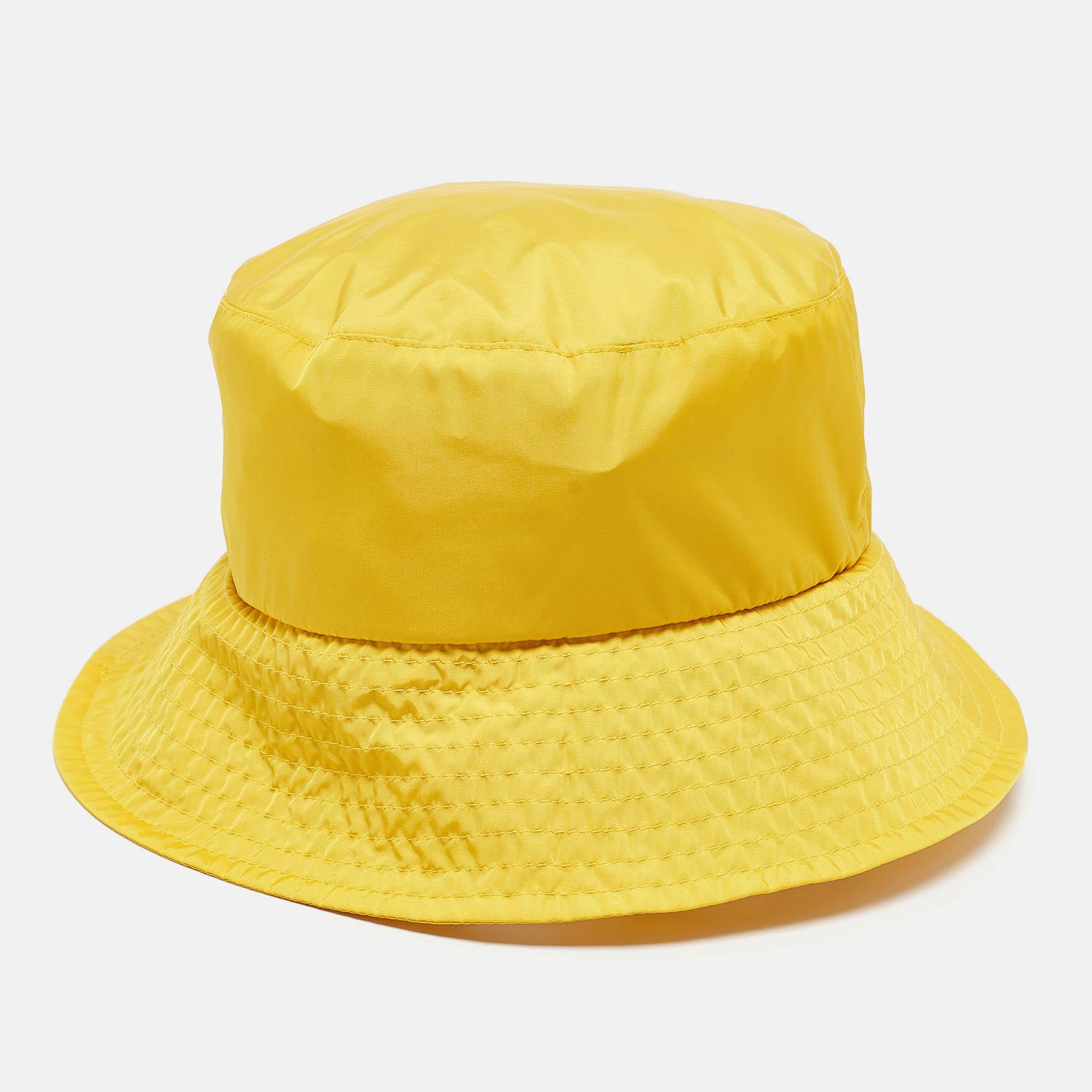 Giallo Moncler Cappello a Secchiello in Nylon con Toppa Logo Gialla M. I. in vendita