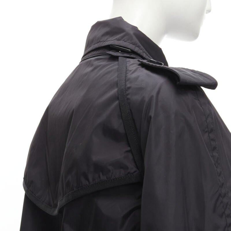 MONCLER Yukiko Giubbotto nero con bottoni a pressione, giacca a vento poncho Sz.0 XS in vendita 4