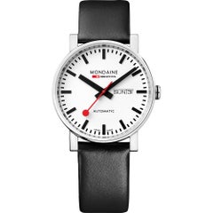 Mondaine Evo Big Day-Date Stahl- Automatik-Herrenuhr mit weißem Zifferblatt A132.30348.11SBB