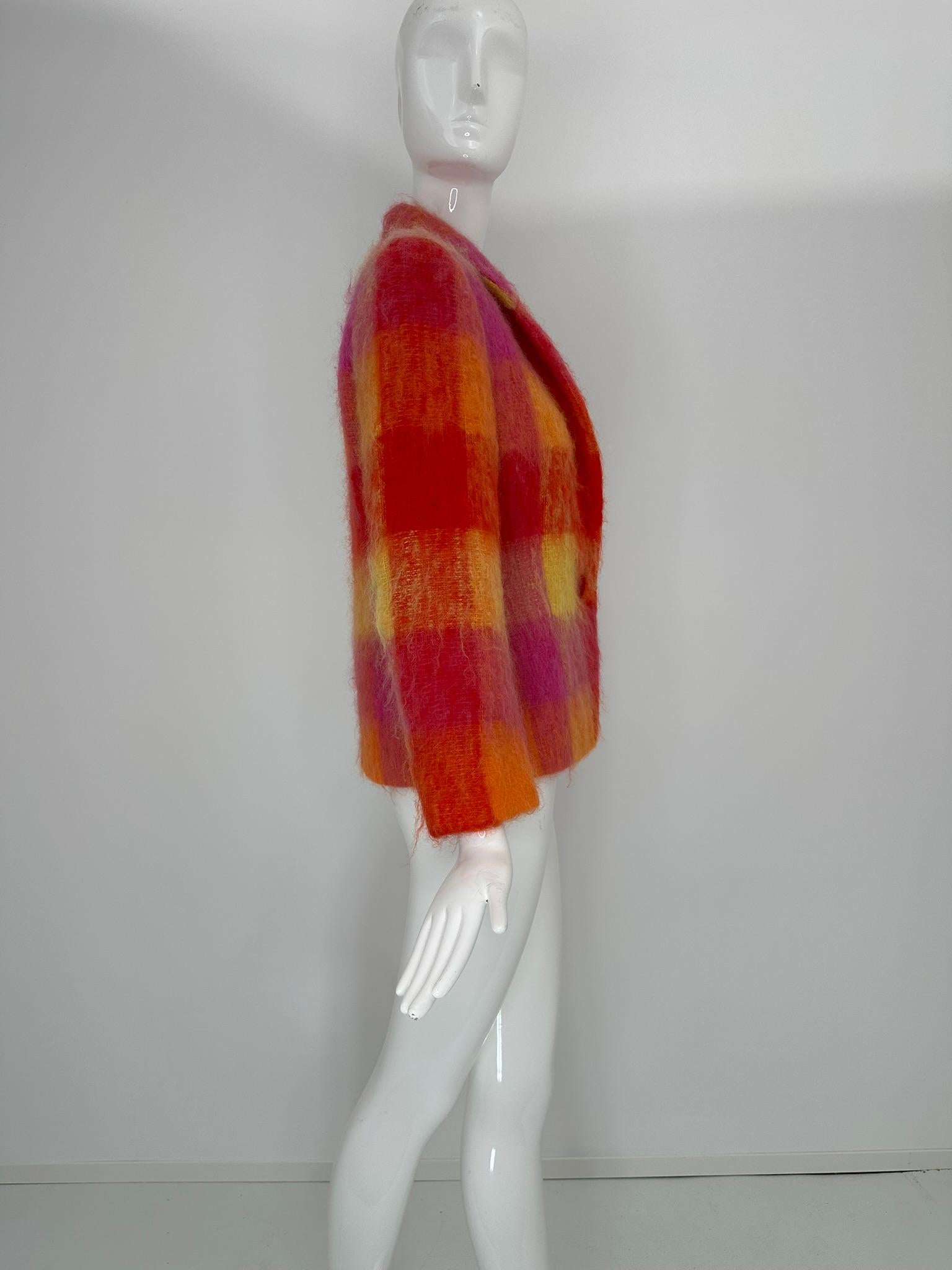 Mondi Mohair Angora Chashmere Plaid Jacket Hot Pink Orange Yellow  34 In Good Condition For Sale In West Palm Beach, FL
