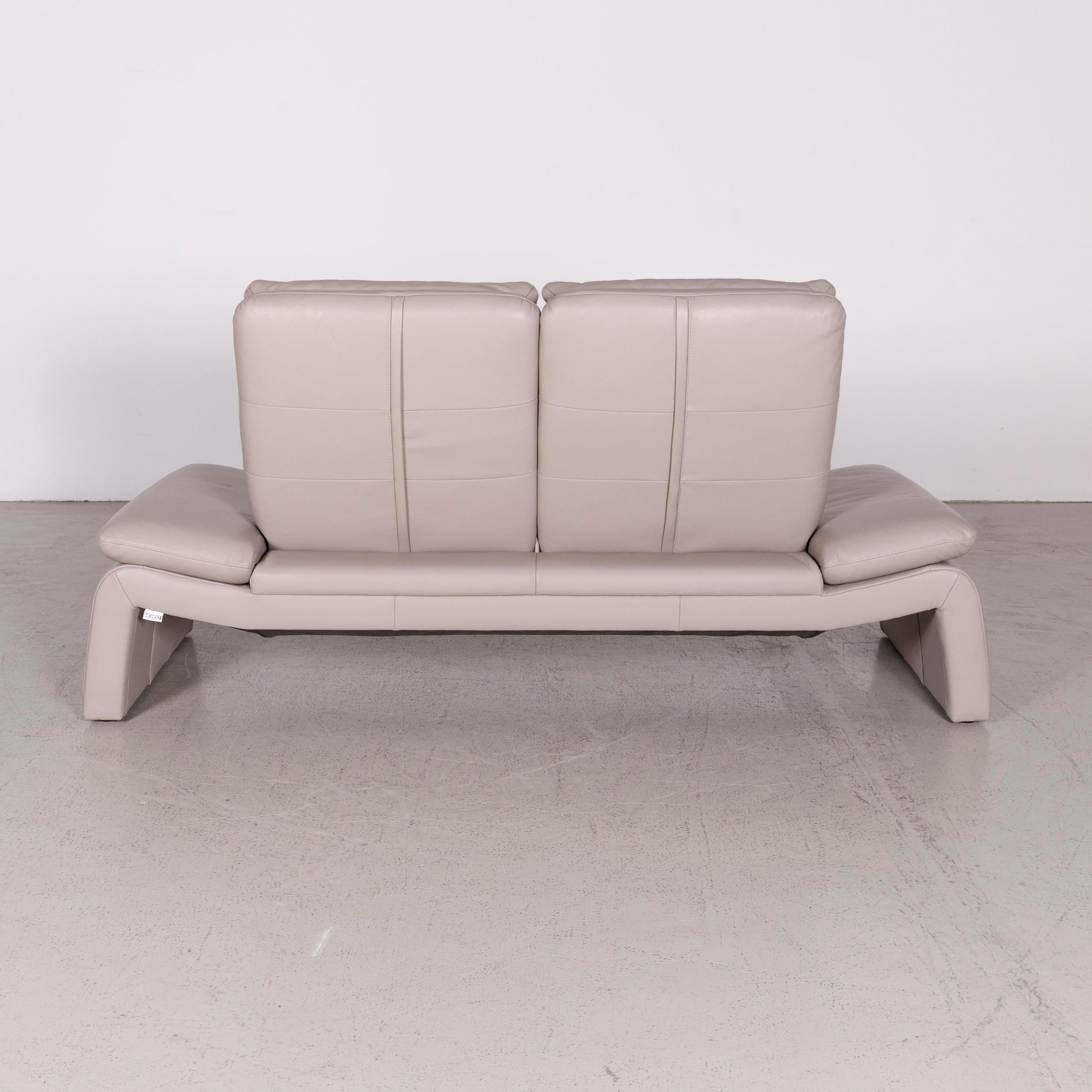 Mondo Designer Leather Sofa Gray Genuine Leather Three-Seat Couch For Sale 2