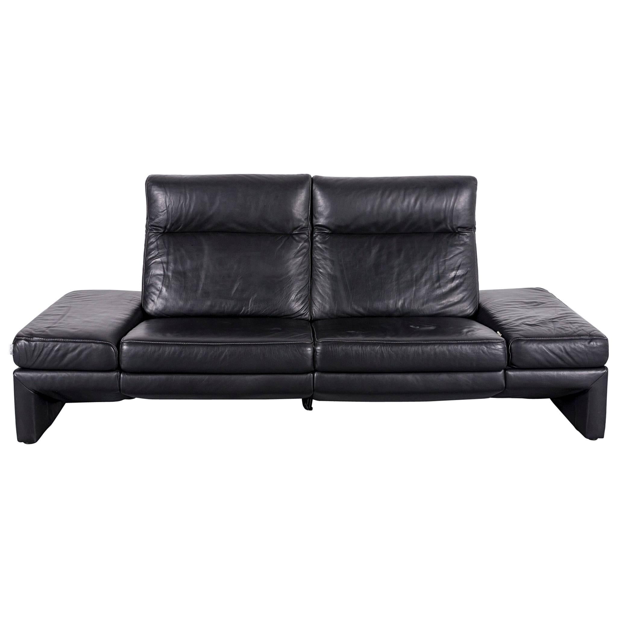 Mondo Leather Sofa Black Three-Seat Recliner