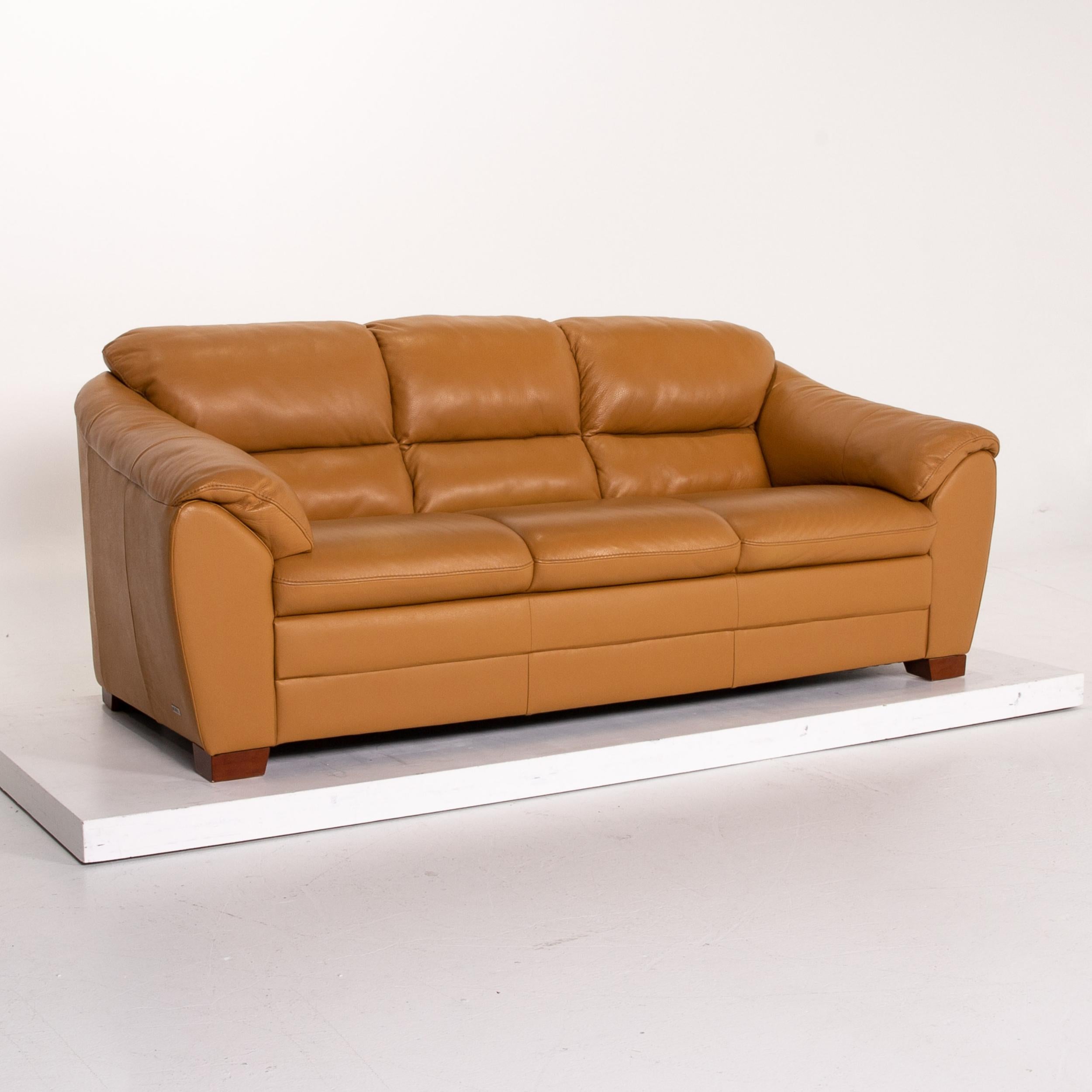 Mondo Leather Sofa Yellow Mustard Yellow Two-Seat Couch In Good Condition For Sale In Cologne, DE
