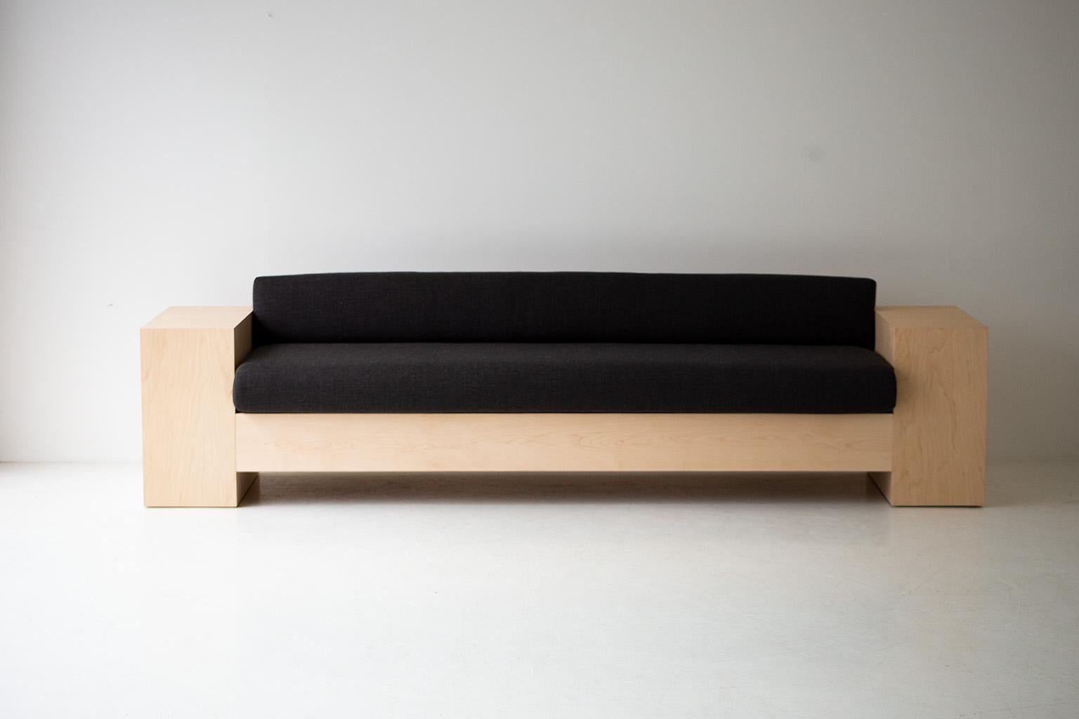 Moderne Bertu Sofas, Mondo Modern Sofa, Oak, Maple, Simple en vente