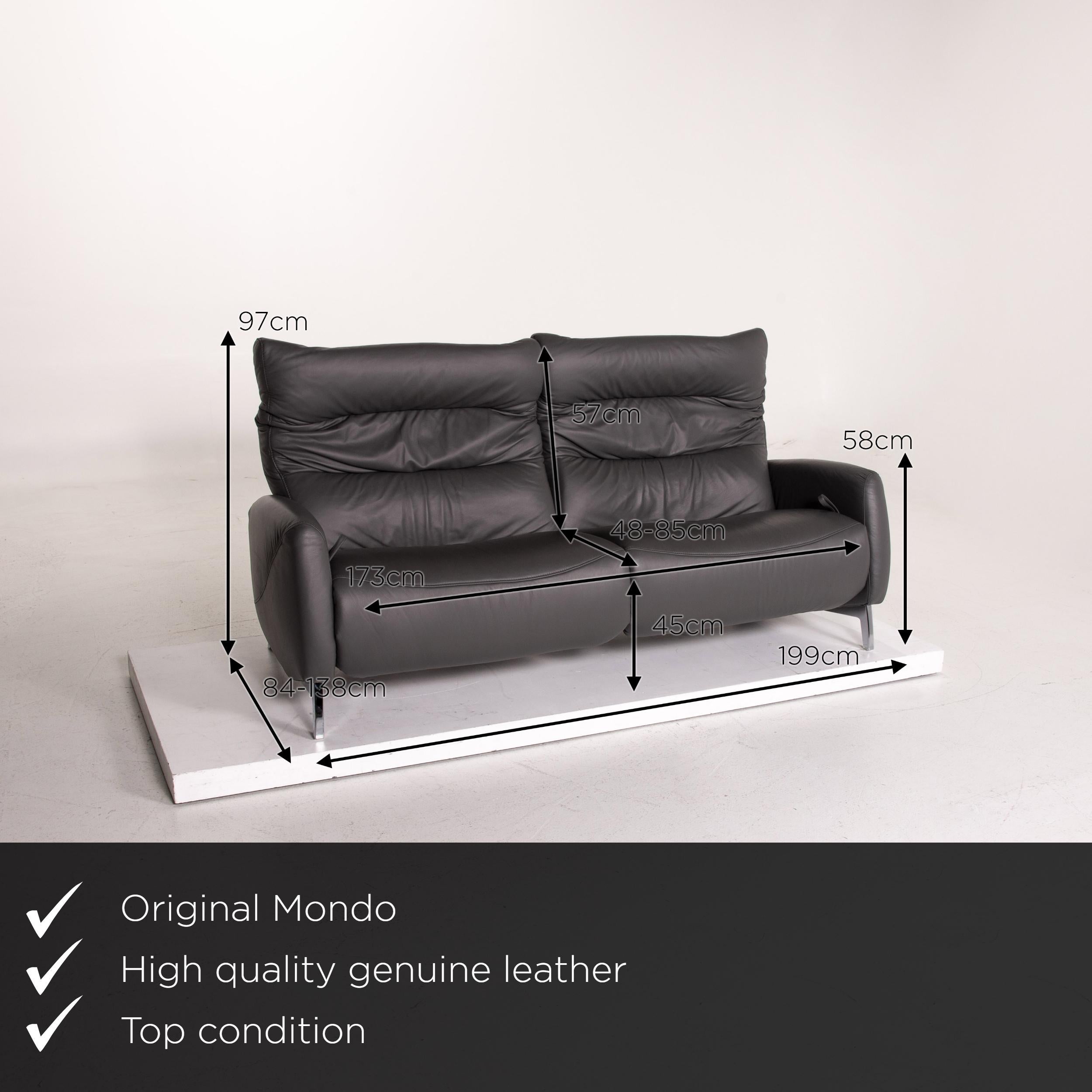 We present to you a Mondo Recero leather sofa gray two-seat function relax function couch.
  
 

 Product measurements in centimeters:
 

Depth 84
Widt: 199
Height 97
Seat height 45
Rest height 58
Seat depth 48
Seat width 173
Back