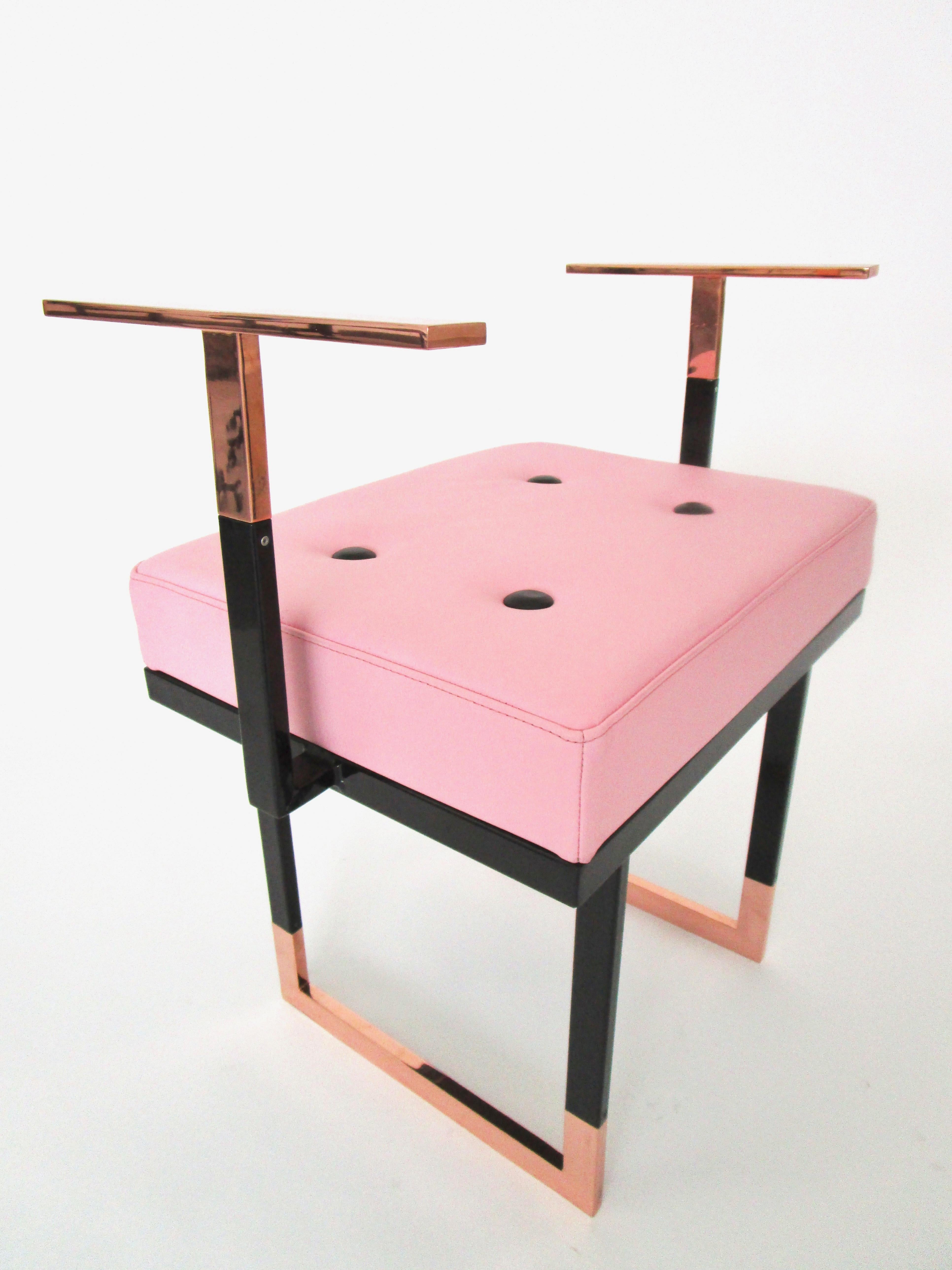 Other Mondrian Pink Pouf in Black and Pink Leather with Glossy Brass and Black Iron For Sale