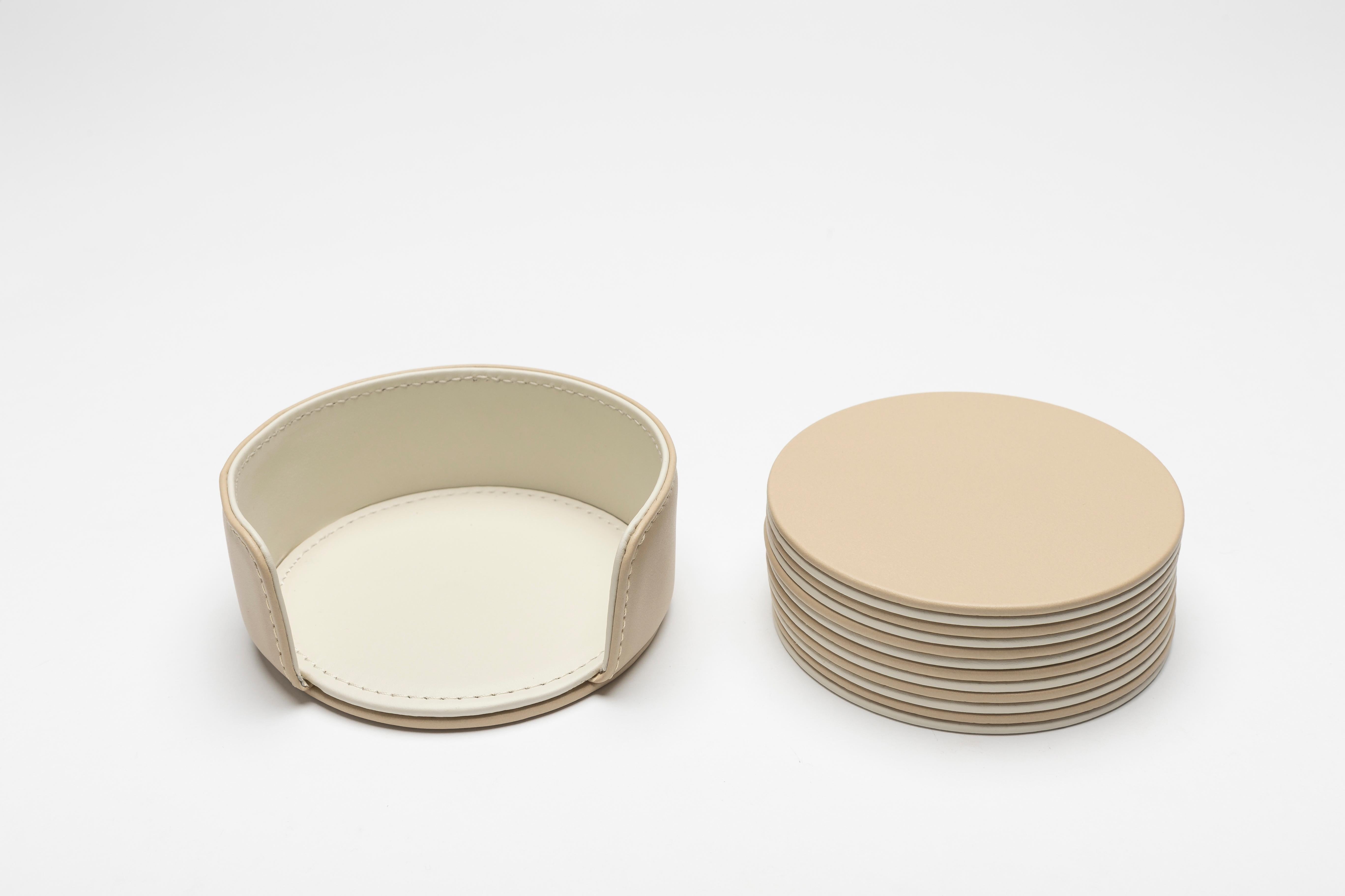 Italian MONDRIAN – Round Coasters Flat Set – 6 pieces – Cappuccino Beige & Luna White in vendita