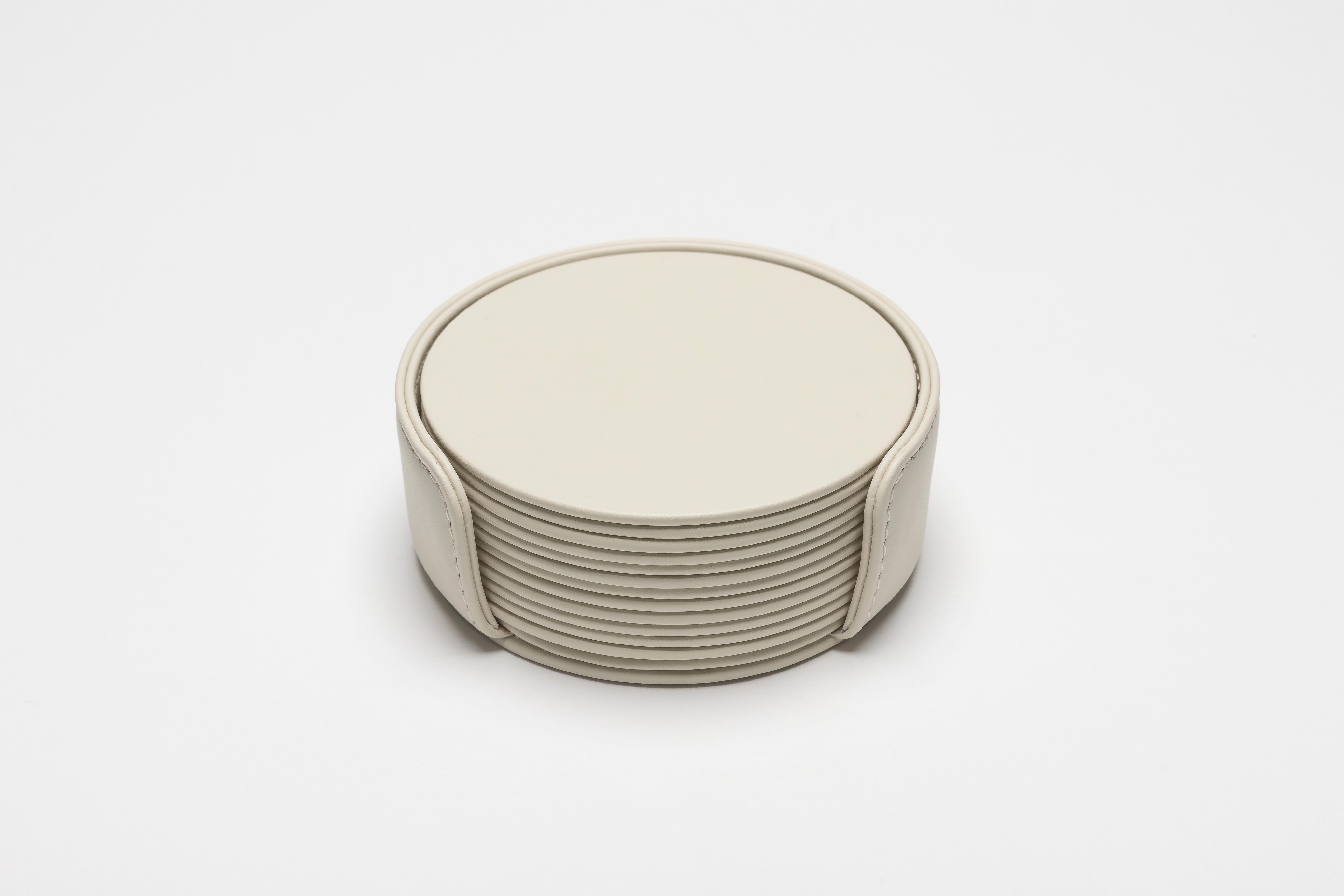 Italian MONDRIAN – Round Coasters Flat Set – 6 pieces – Pietra Grey & Luna White in vendita
