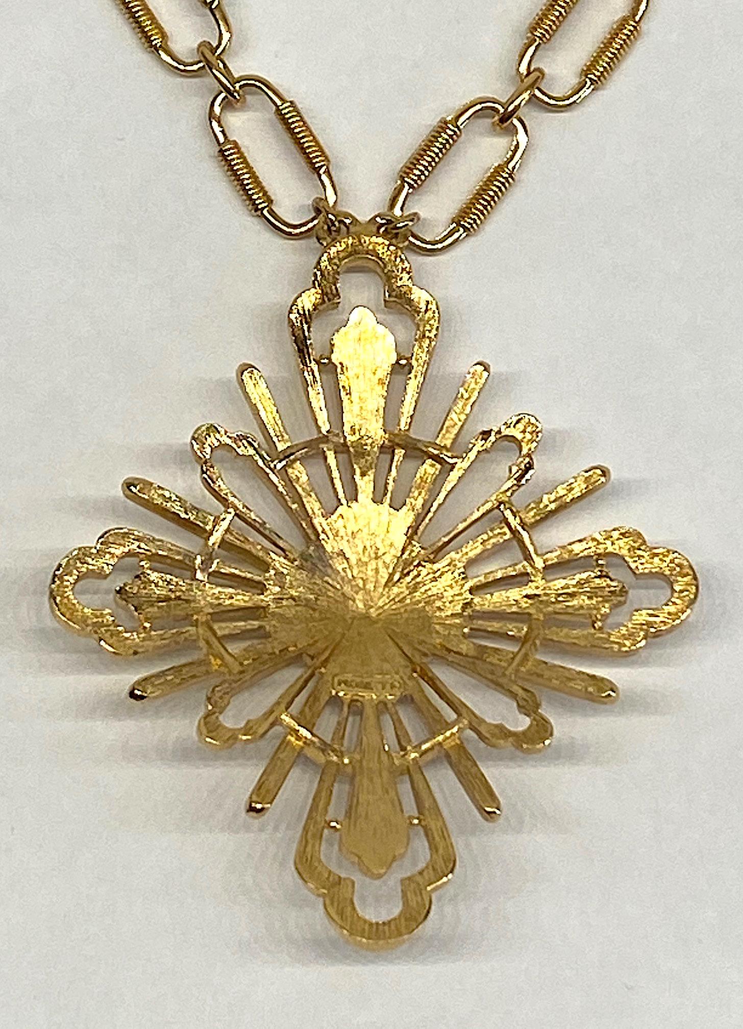 Women's Monet 1960s Gold Medallion Pendant Necklace
