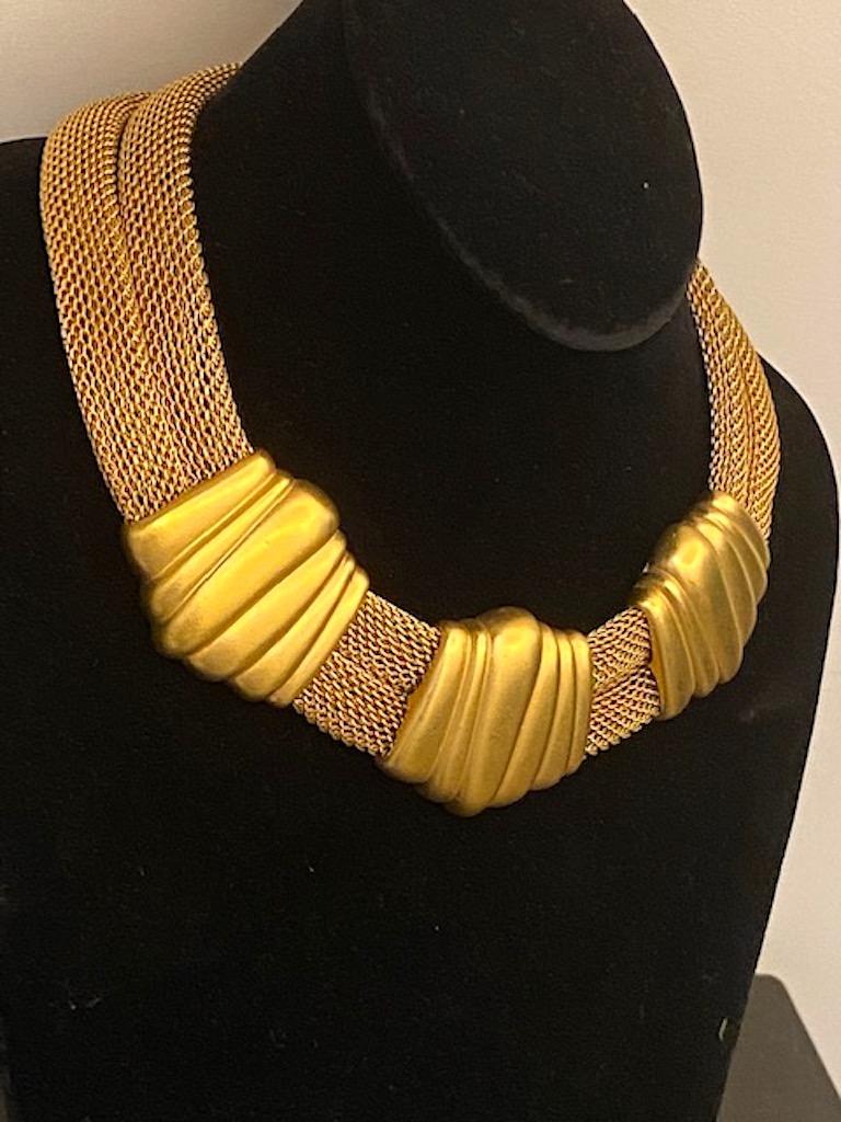 Women's Monet 1980s Art Deco Revival Gold Mesh Collar Necklace