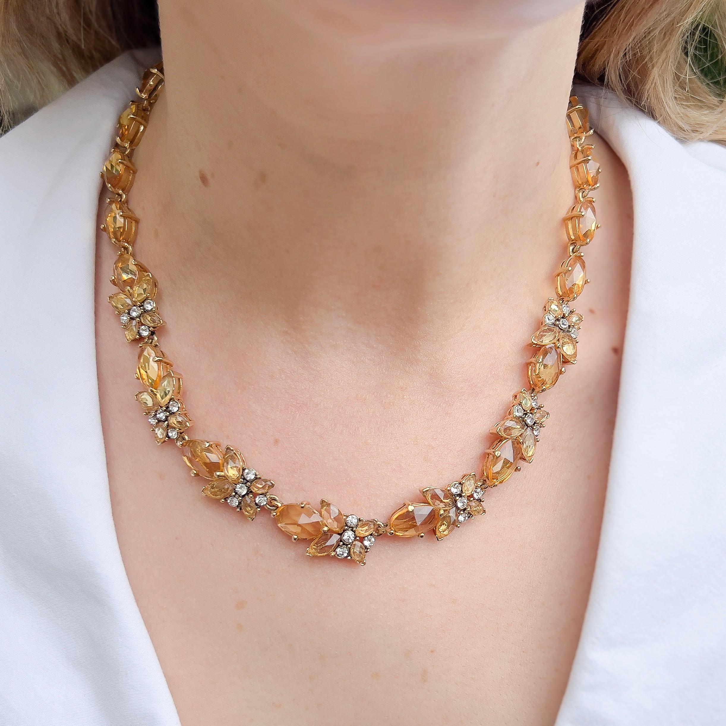 Versatile and great quality, this necklace and earrings set was created by Monet in the 1990s. 

Condition Report:
Excellent

The Details...
This jewellery set or parure includes a necklace and earrings. The pieces are made from gold plated metal