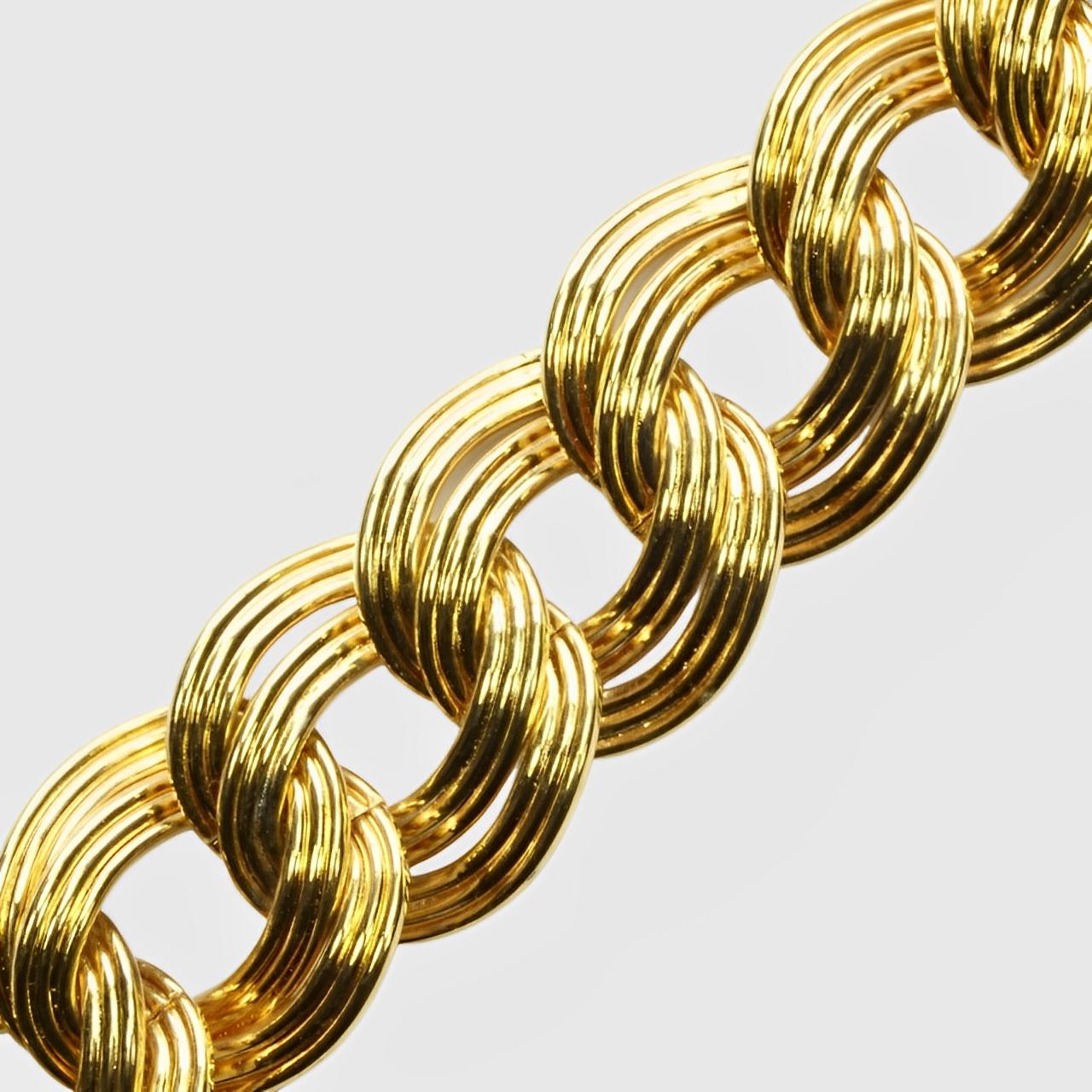 Monet Gold Plated Double Link Ridged Design Bracelet In Good Condition For Sale In London, GB