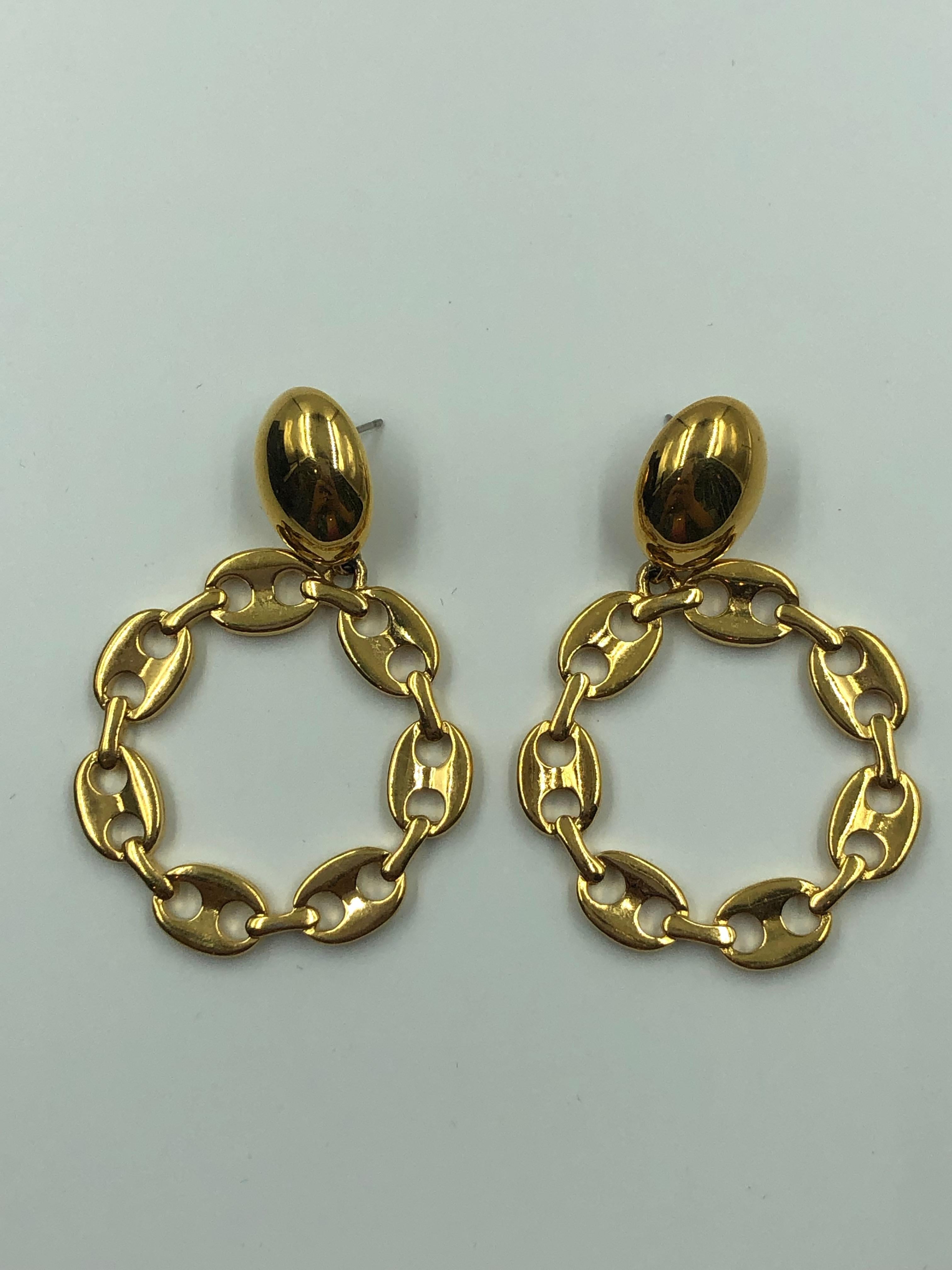 Monet Gucci Style Link Round Gold Tone Pierced Earrings

1.5