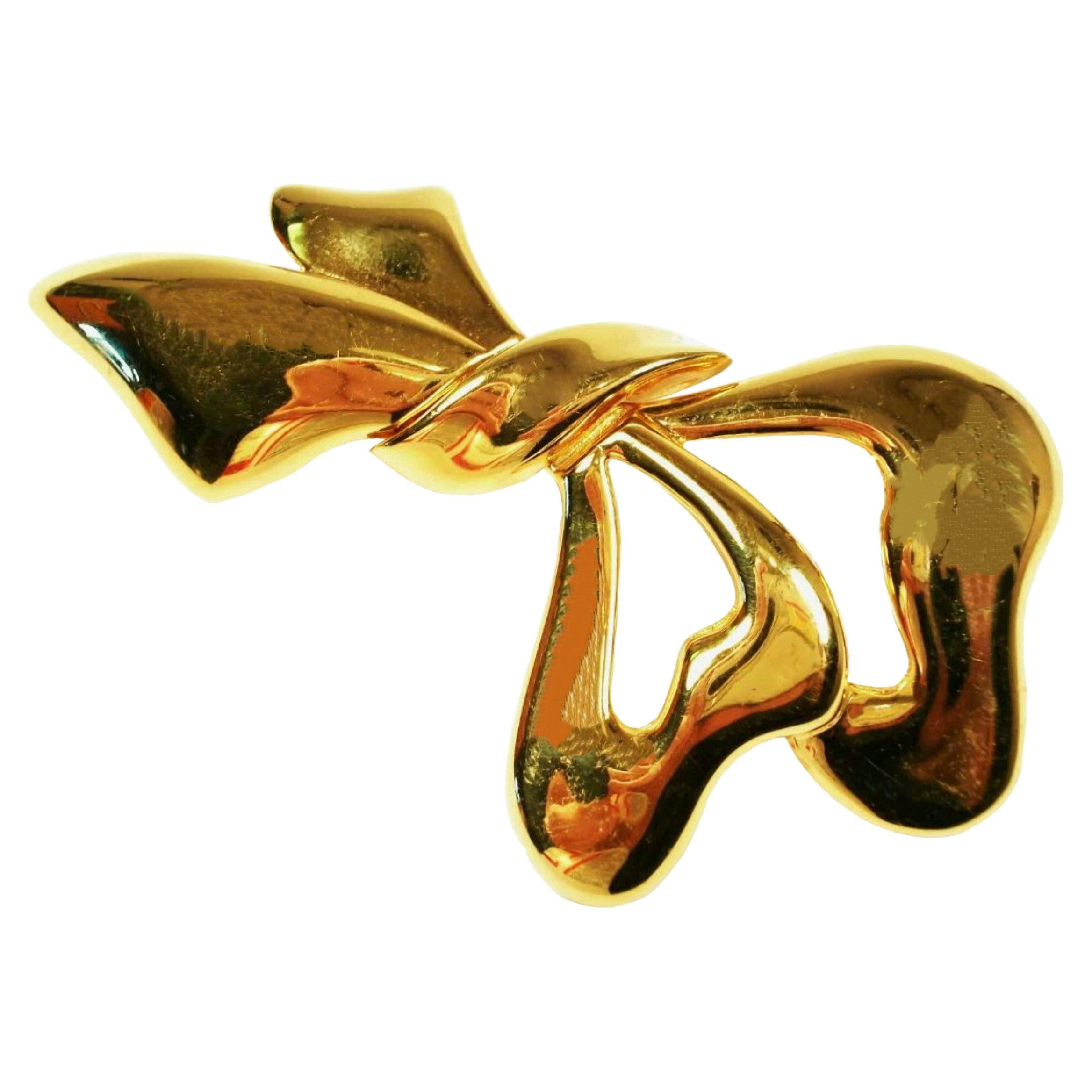 MONET - Large Vintage Gold Tone Bow Brooch - Signed - U. S. - Circa 1980's For Sale