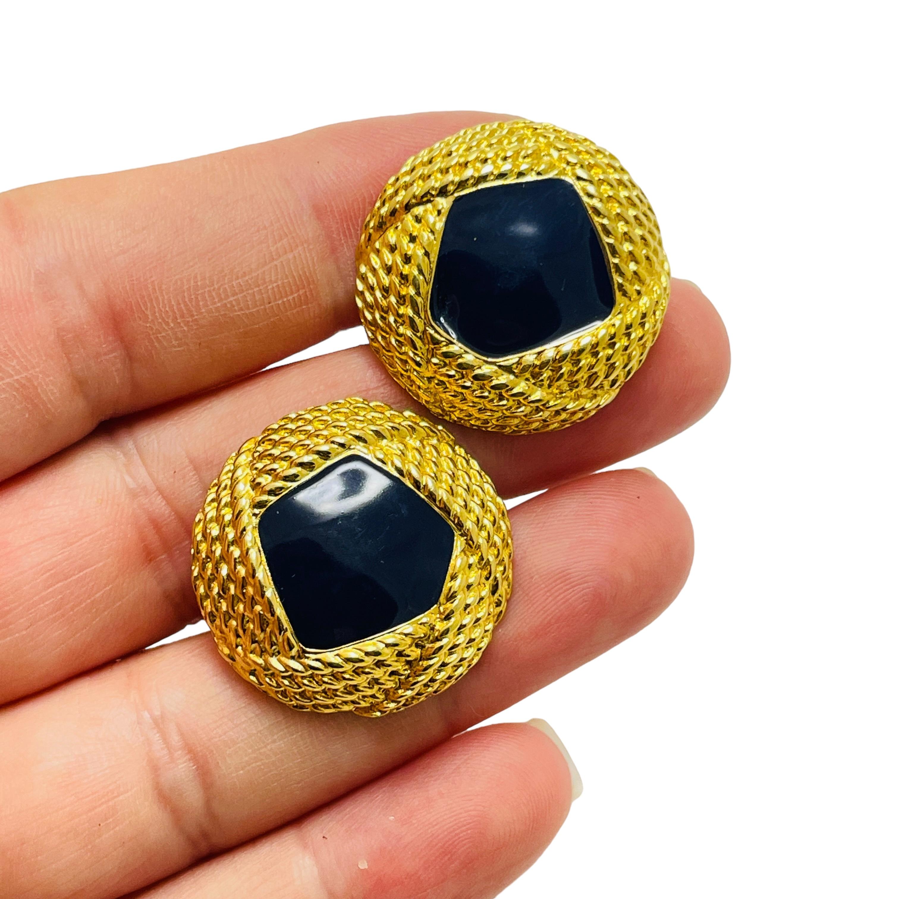 Women's MONET signed gold tone enamel designer clip on earrings For Sale