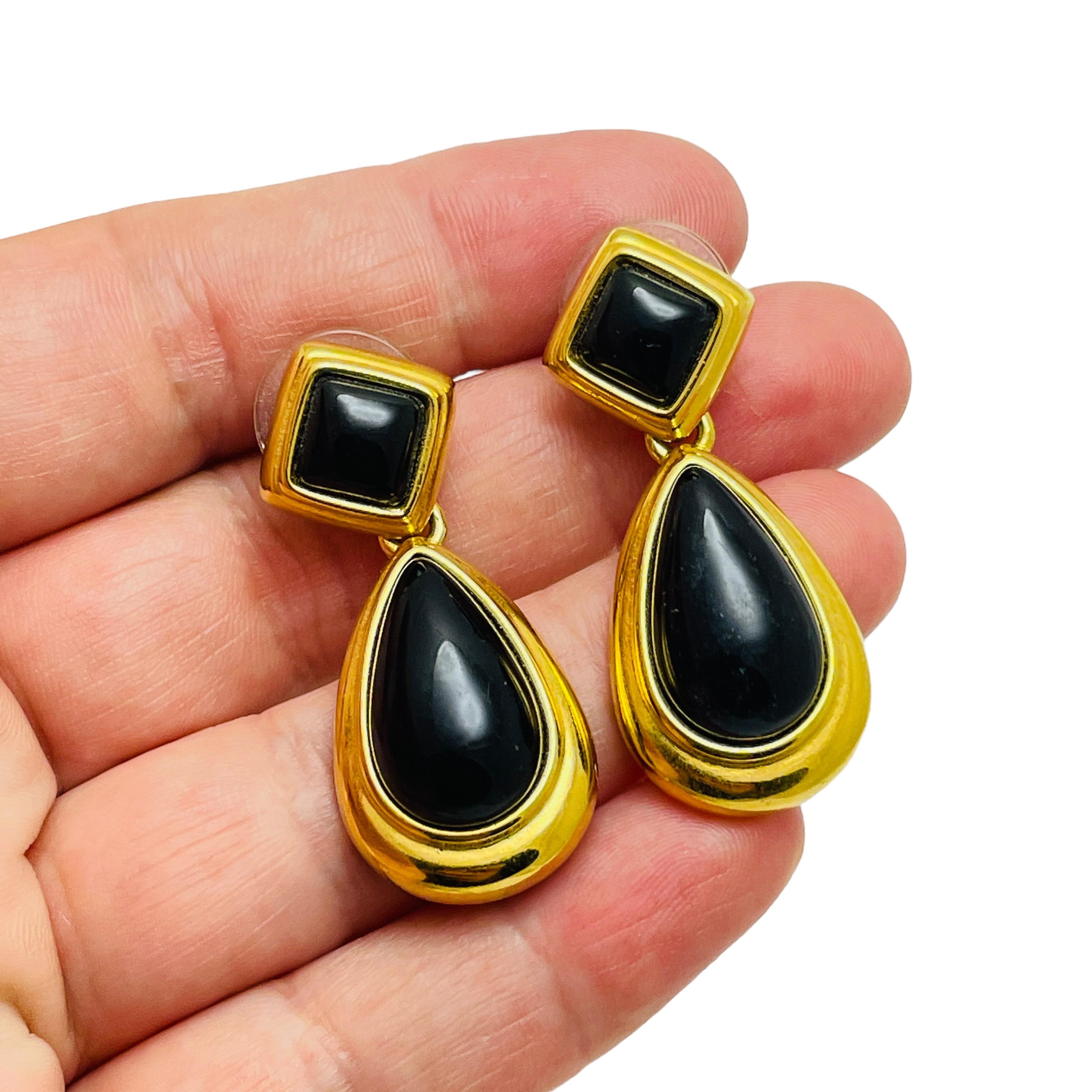 MONET signierte Vintage Gold-Schwarze Lucite-Ohrringe für Designer-Laufsteg, Vintage Damen im Angebot