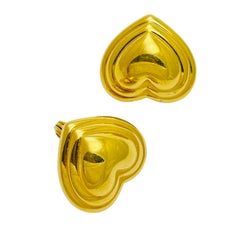 MONET signed vintage gold heart designer runway clip on earrings