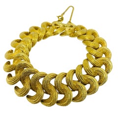 MONET pulsera de diseño vintage firmada en tono dorado