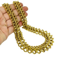 MONET signed vintage gold tone designer chain necklace