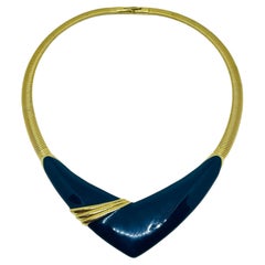 MONET signed vintage gold tone enamel designer necklace