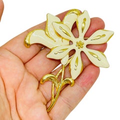 MONET signed vintage gold tone enamel huge flower designer brooch