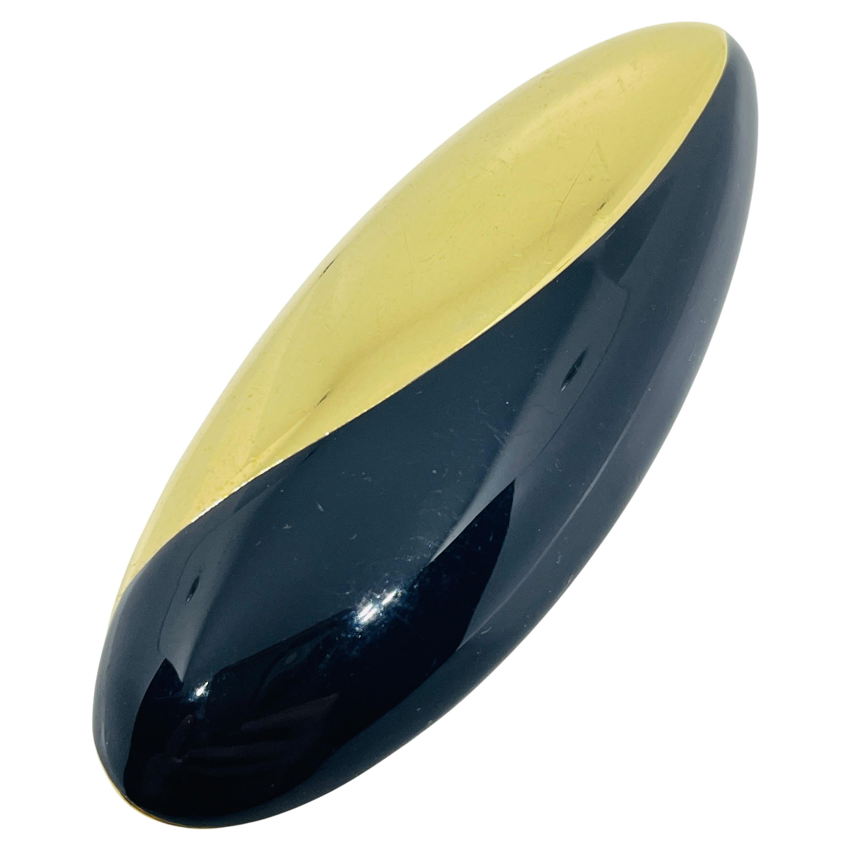 How do I tell if Monet jewelry is real?