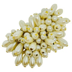 MONET signed vintage gold tone faux pearls cluster designer brooch