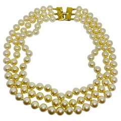 MONET signed vintage gold tone glass beaded designer necklace