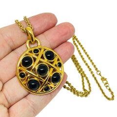 MONET firmado vintage tono oro lucita colgantes diseñador collar cadena