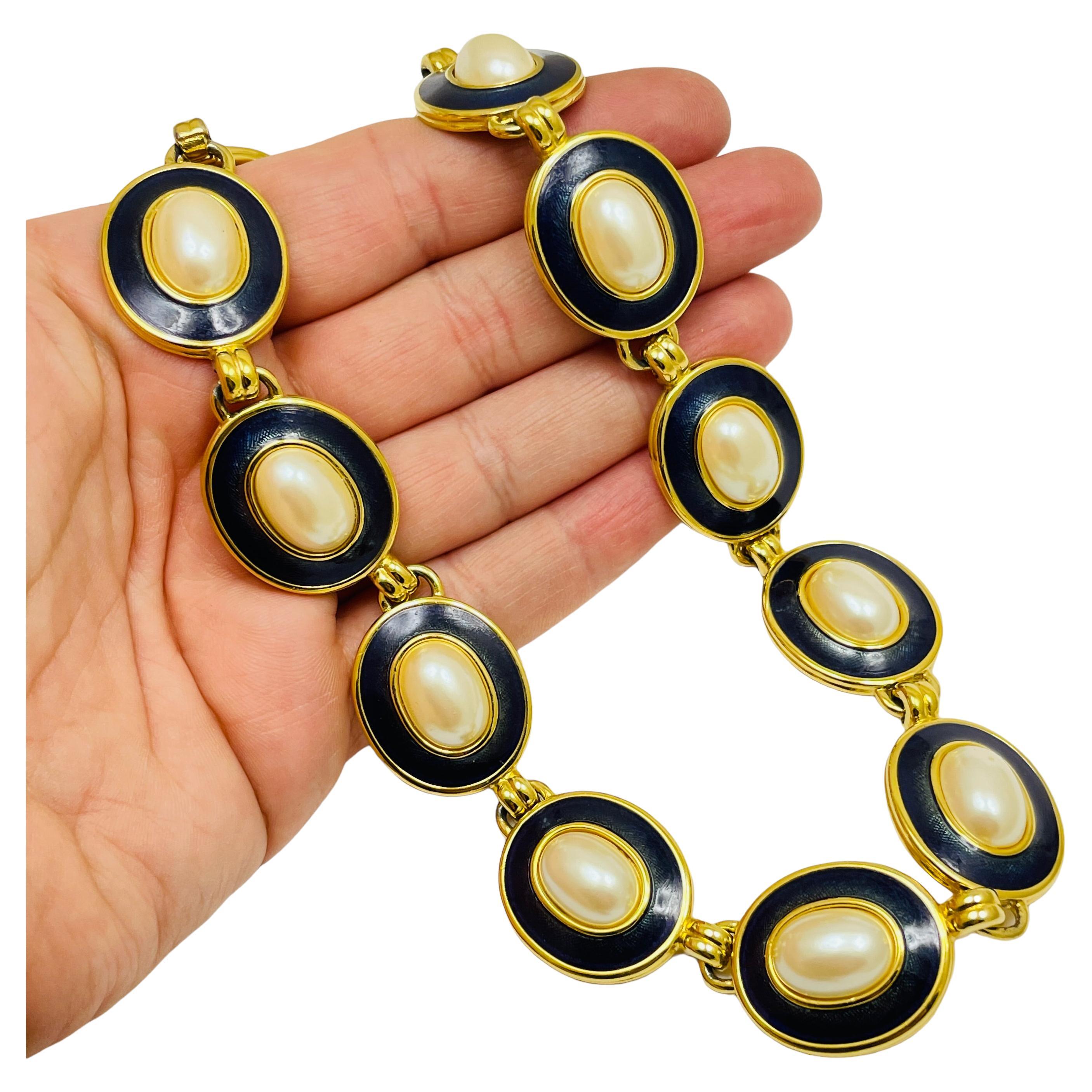 MONET signé vintage, collier à maillons en perles émaillées et ton or en vente