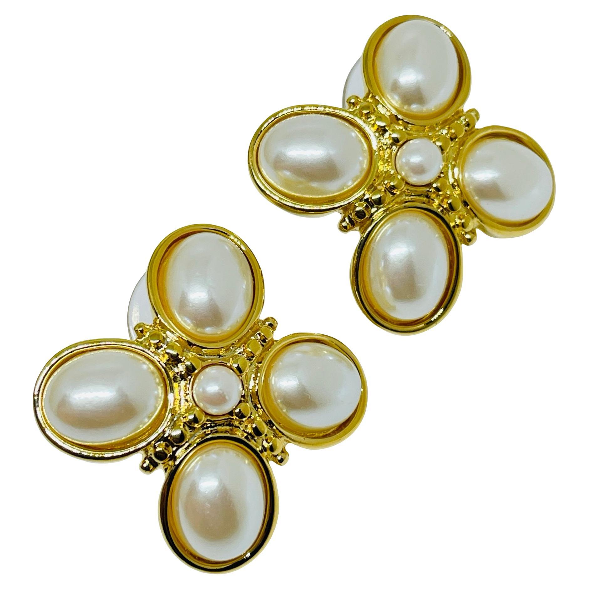 MONET signed vintage gold tone pearl Maltese cross designer pierced earrings For Sale